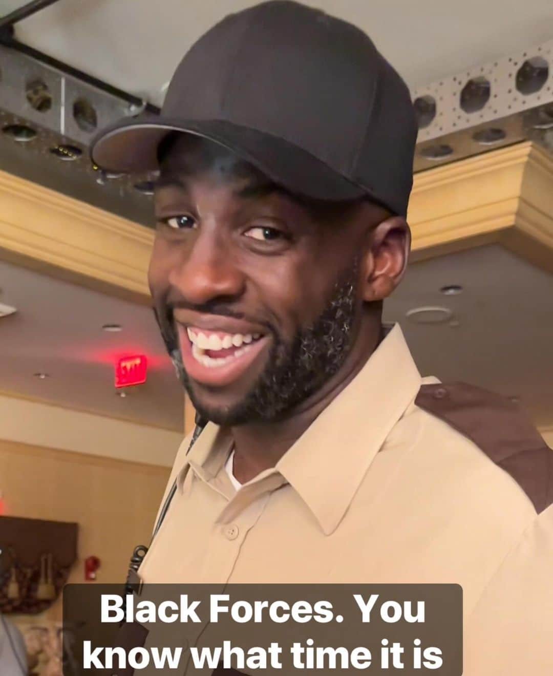 ゴールデンステート・ウォリアーズのインスタグラム：「Draymond Green, “The Vet”  The first-ever NBA In-Season Tournament tips off Friday, November 3. Watch on ESPN, TNT, NBA TV and ABC! 🏆」