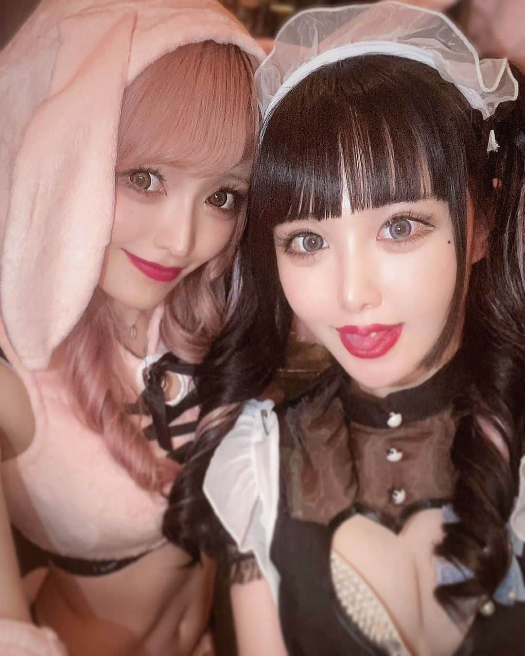 ミランのインスタグラム：「ウサギめいど🐰🎀🫖  ・  #ハロウィン #Halloween #六本木 #パリオン #バーレスク東京  #ギャル #撮影会 #グラビア #プール  #水着ギャル #ビジョビ  #小悪魔ageha #水着  #gravure #japanese #可愛い #love #gal #followforfollowback #l4l  #fashion #fitness #love #girl #japanesegirl #japanesegravure  #instagood #instagravure」