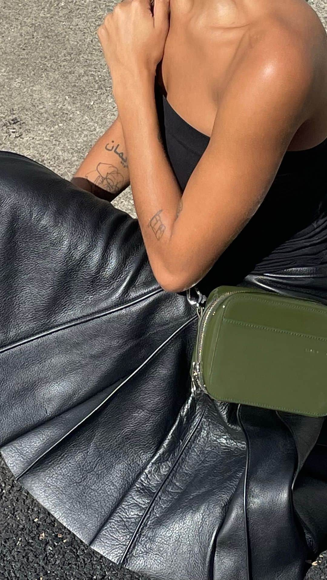 KARAのインスタグラム：「The new Dark Moss Patent Camera Bag as seen on @itsmilan__ 💥💥Exclusively on KARAstore.com」