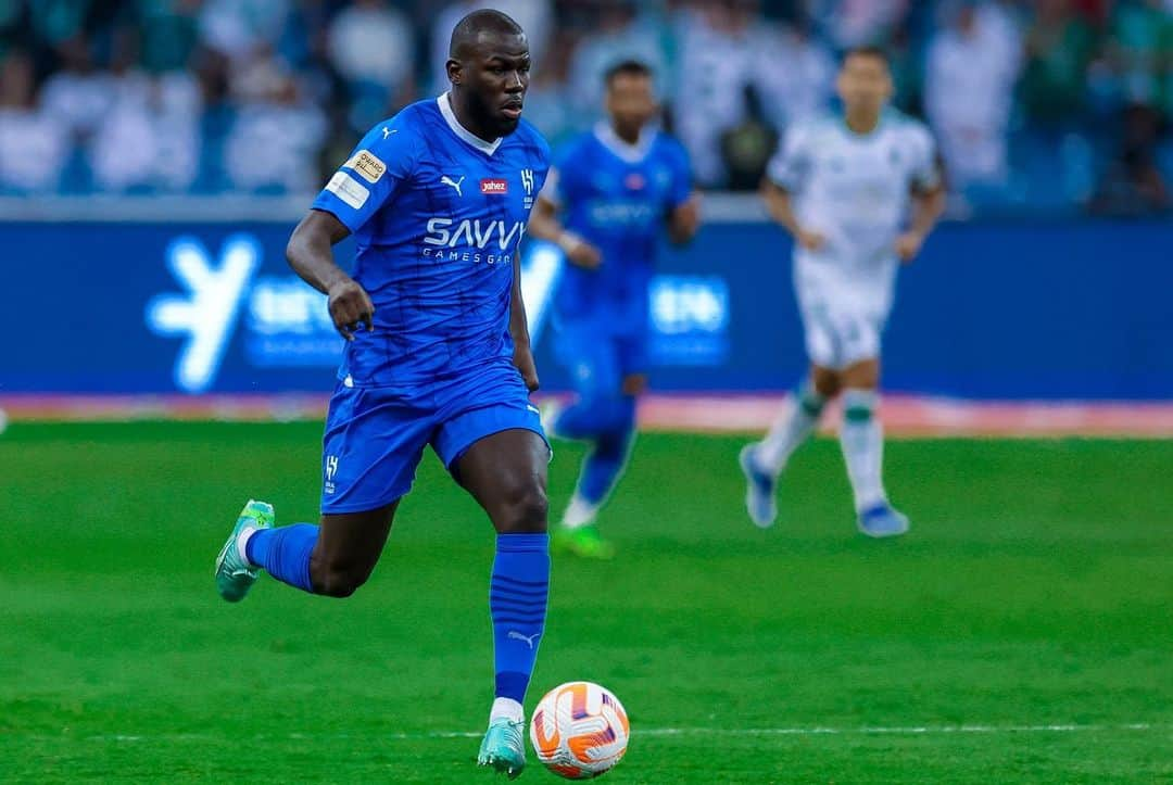 カリドゥ・クリバリさんのインスタグラム写真 - (カリドゥ・クリバリInstagram)「Excellent performance.  An important, well-deserved win 💪🏿  🔵 #AlHilal_AlAhli 3-1 ⚽️ #RoshnSaudiLeague  💪🏿 #KK」10月28日 6時53分 - kkoulibaly26