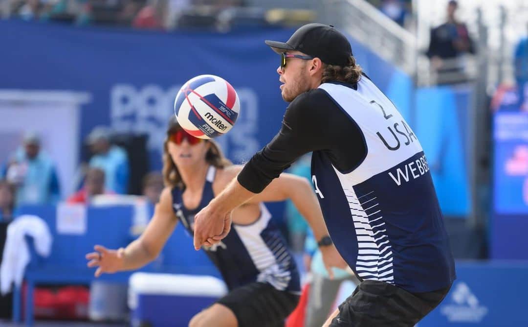 USA Volleyballさんのインスタグラム写真 - (USA VolleyballInstagram)「Logan Webber and Hagen Smith push the bronze medal match to three sets, but lose to host team and world No. 22 Grimalt/Grimalt 🇨🇱 2-1 (21-14, 18-21, 15-12)  It’s a 4th place finish for the U.S. men’s pair at the 2023 Pan Am Games   📸 @teamusa   #santiago2023 @santiago2023oficial」10月28日 7時04分 - usavolleyball
