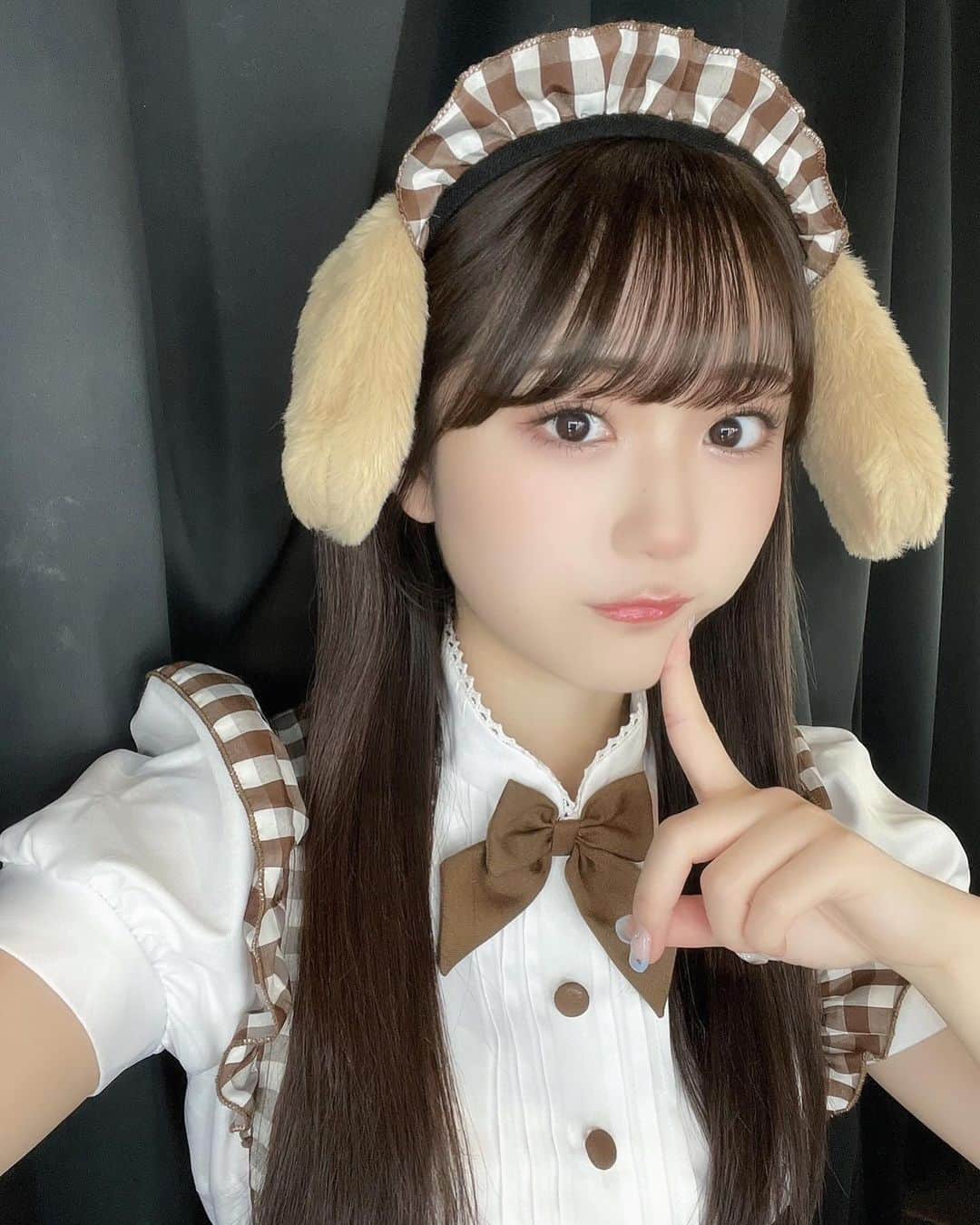 阿部夢梨さんのインスタグラム写真 - (阿部夢梨Instagram)「🐶🫧🌨 働きませんが、養ってください。 ⁡ ⁡ ⁡ ⁡ 通ってる @eyeprolish11 さんのおかげで 日々まゆげの調子がとてもよいです… いつも有難うございます♡」10月28日 18時16分 - yumeri_abe.official