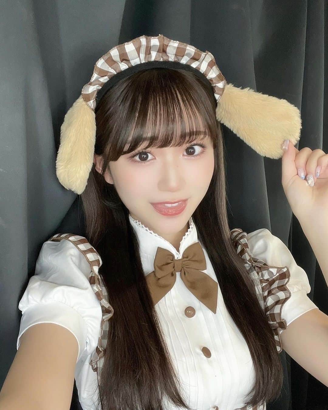 阿部夢梨さんのインスタグラム写真 - (阿部夢梨Instagram)「🐶🫧🌨 働きませんが、養ってください。 ⁡ ⁡ ⁡ ⁡ 通ってる @eyeprolish11 さんのおかげで 日々まゆげの調子がとてもよいです… いつも有難うございます♡」10月28日 18時16分 - yumeri_abe.official