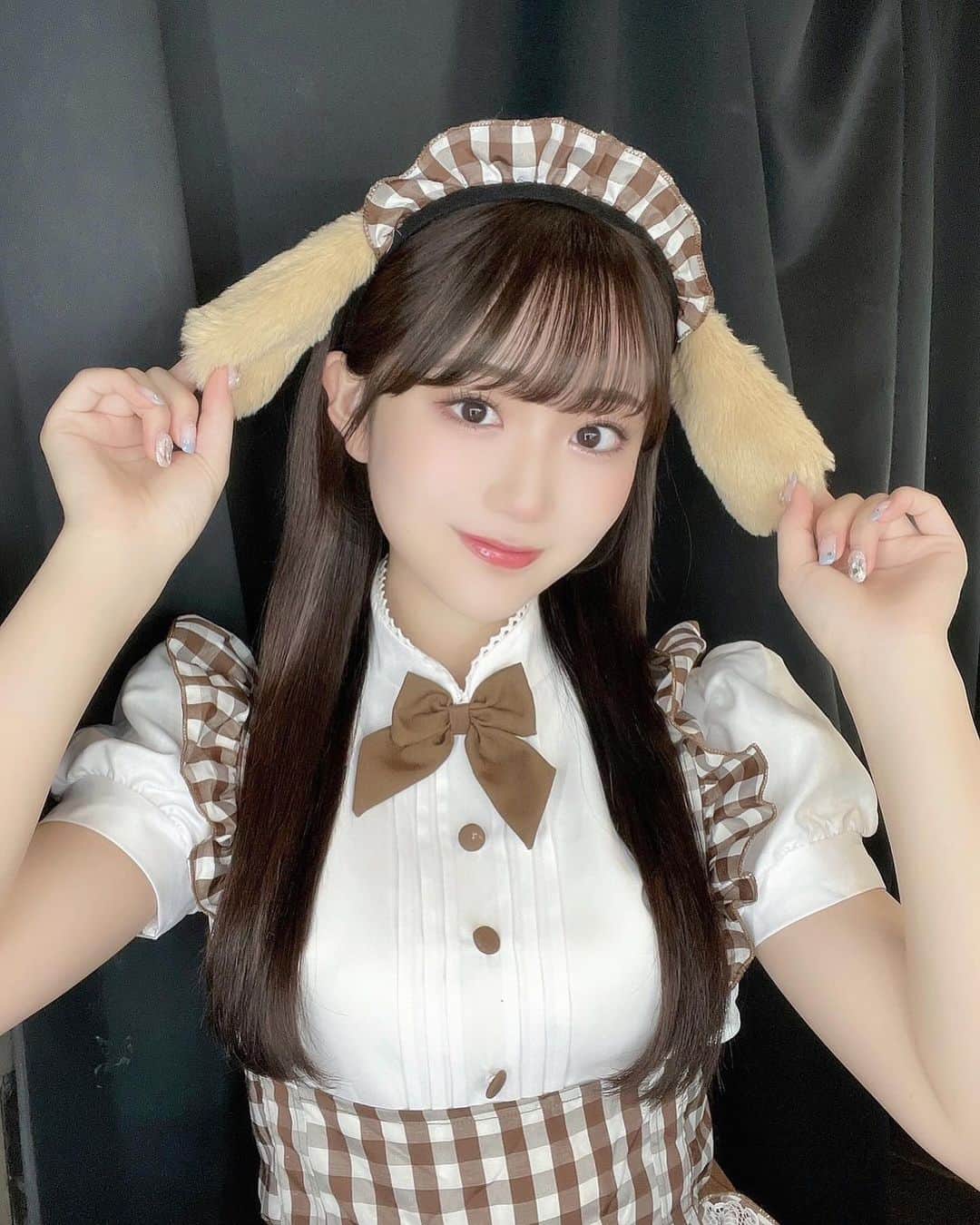 阿部夢梨さんのインスタグラム写真 - (阿部夢梨Instagram)「🐶🫧🌨 働きませんが、養ってください。 ⁡ ⁡ ⁡ ⁡ 通ってる @eyeprolish11 さんのおかげで 日々まゆげの調子がとてもよいです… いつも有難うございます♡」10月28日 18時16分 - yumeri_abe.official