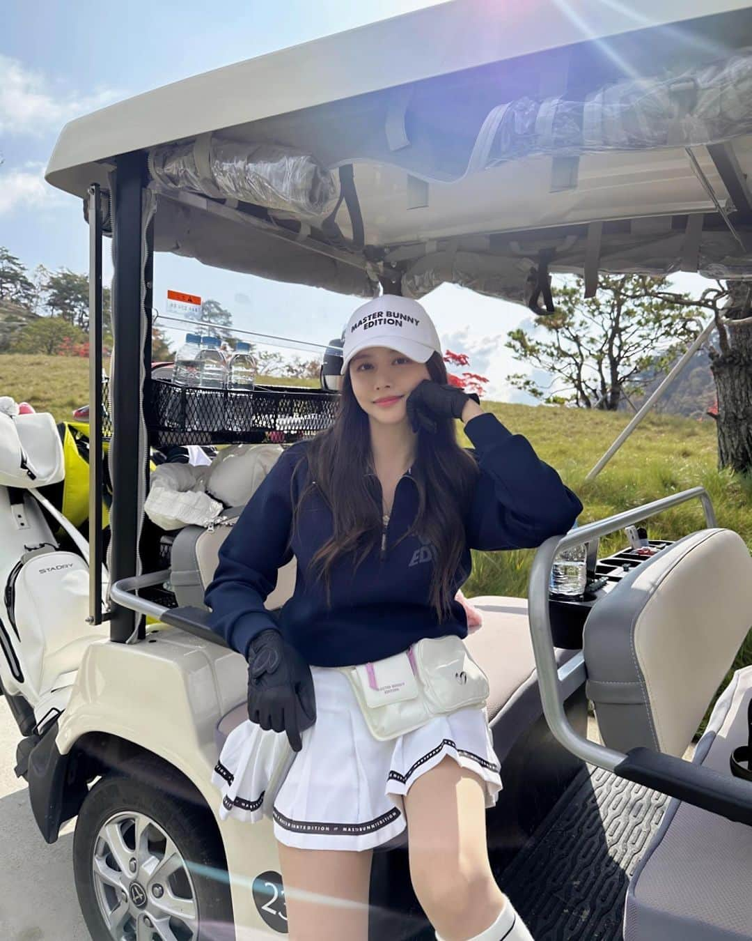 ハン・ボルムのインスタグラム：「⛳️ (다시올림)」