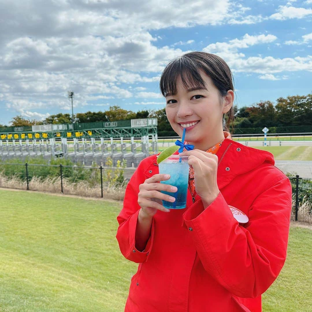 紀真耶さんのインスタグラム写真 - (紀真耶Instagram)「東京競馬場を取材✨ 競馬場ならではのグルメもあり、子どもの遊び場もあり！ 息子と一緒に行きたい場所の一つになりました✨  ☆ ☆ #東京競馬場 #競馬  #G1焼き #大穴ドーナツ #枠色グルメ #テレビ朝日 #グッドモーニング #紀真耶」10月28日 17時03分 - maya0kino