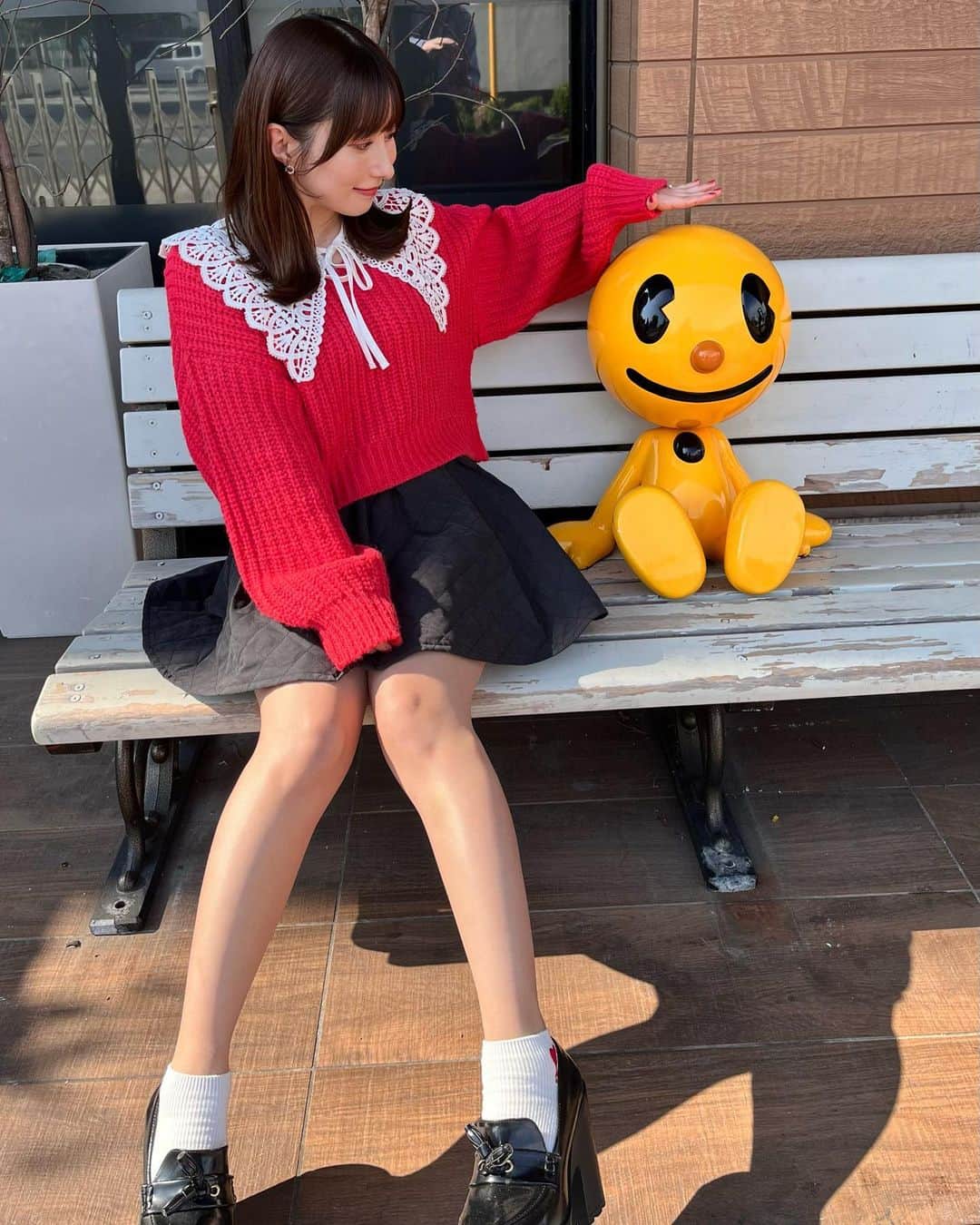 のインスタグラム：「💛  今日は北綾瀬にある ピーアーク北綾瀬ピーくんガーデン様に 行ってきました❣️  2ヶ月連続で お伺いしました！嬉しいっ💫  今日はすごい盛り上がりで 朝から800人近く並んでいました😳  私もしっかり並んで一緒に楽しんで みんなともサインやツーショットで触れ合えて、、  色んな都道府県から来てくれたことを 教えてくれて とっても幸せな気持ちになりました☺️✨  ピーくんとも 結構仲良くなれてきた気がしています😏✌️」