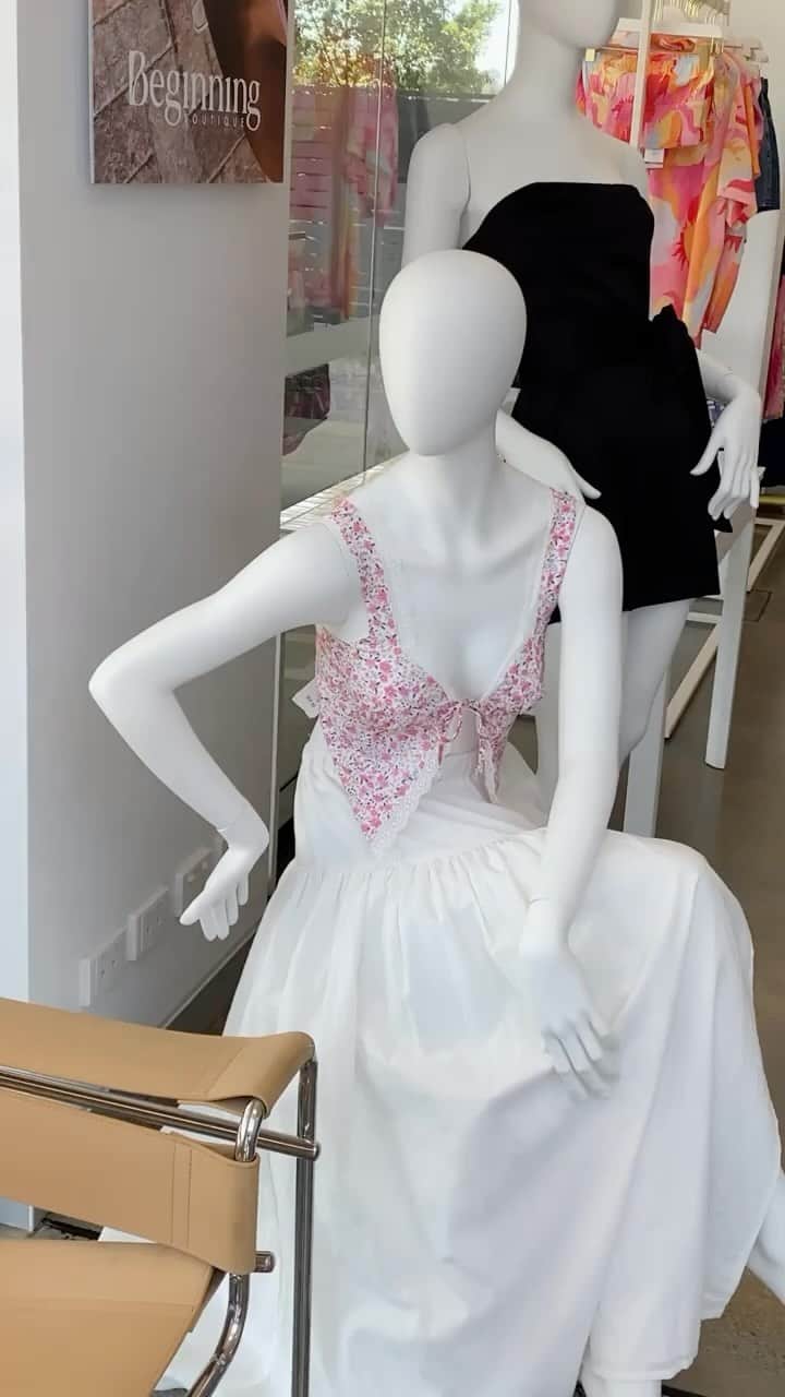 Beginning Boutiqueのインスタグラム：「Mannequin steal her style in our Brisbane Showroom 🎀 Come on in and try on your favourite New Arrivals and Best Sellers this week!」