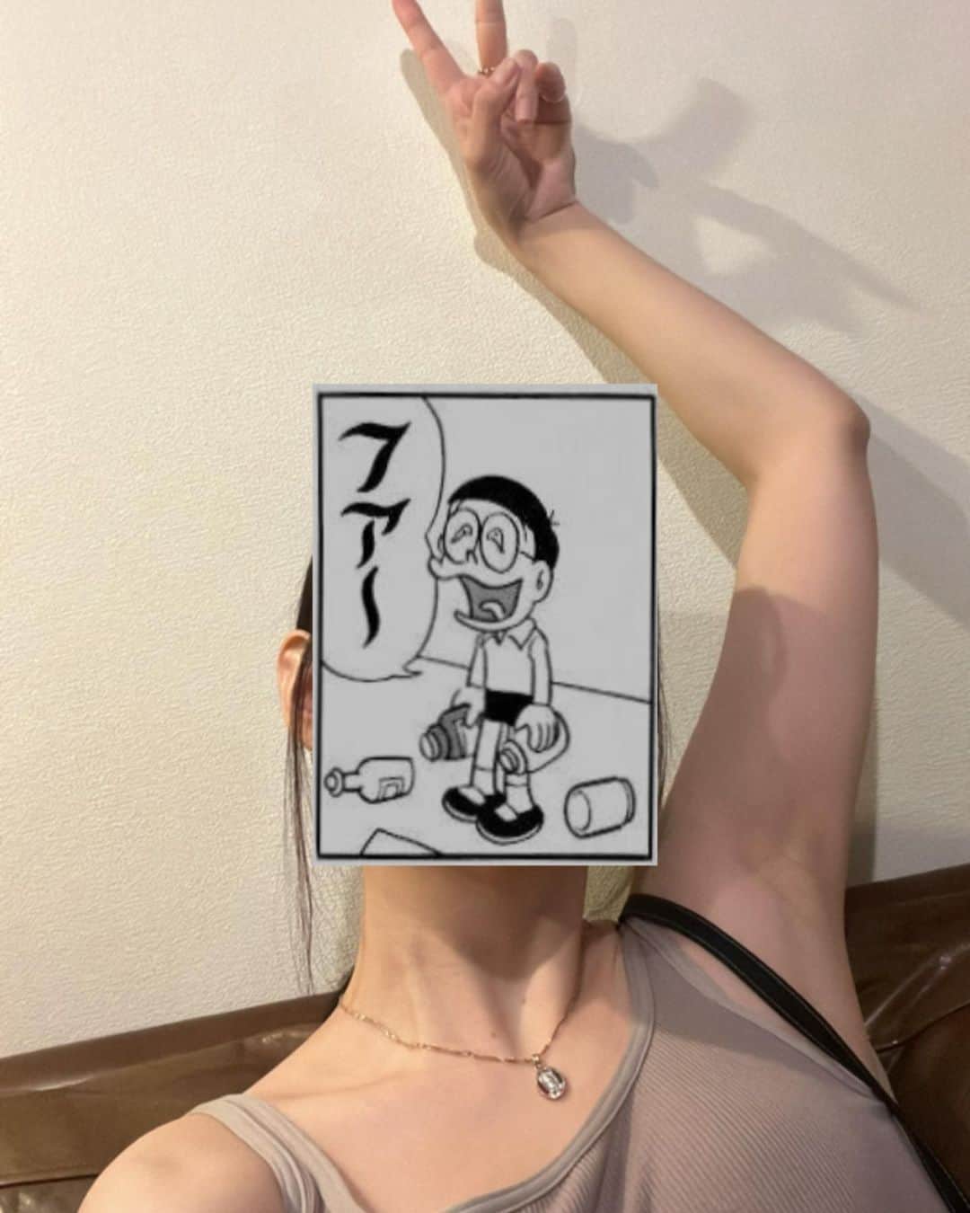 TOMOMIのインスタグラム：「フア〜」