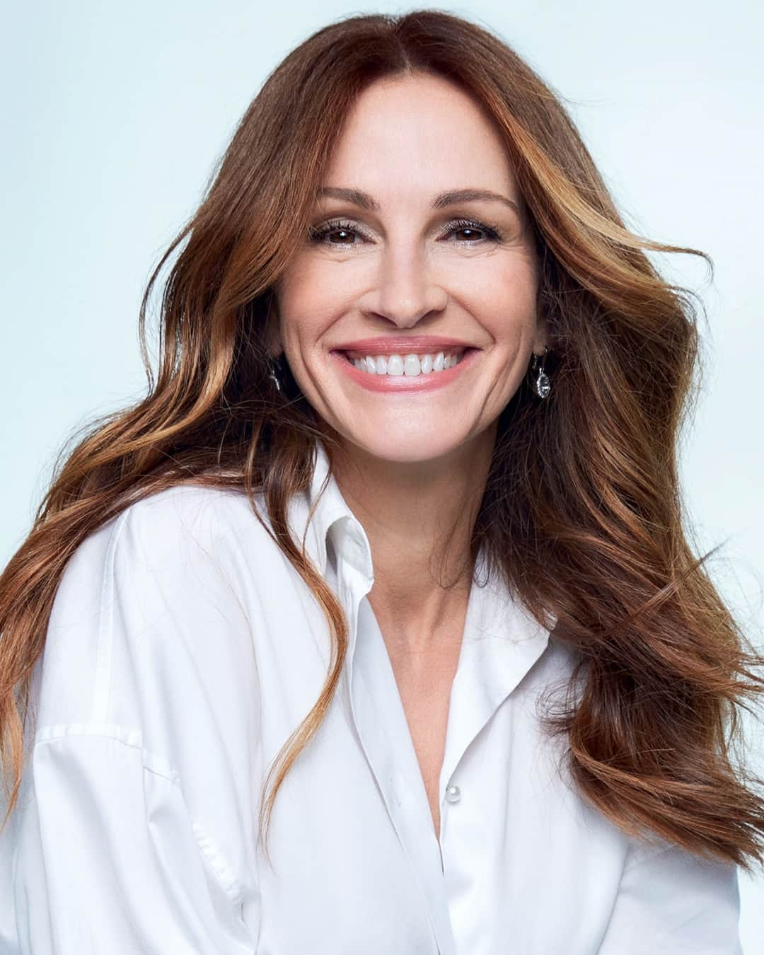 Lancôme Officialさんのインスタグラム写真 - (Lancôme OfficialInstagram)「Happy birthday to @juliaroberts, the Global Ambassador we deeply admire, cherish and respect. Thank you for naturally making life more beautiful with your grace and authenticity. 🌹  #Lancome #LancomexJulia #JuliaRoberts」10月28日 18時00分 - lancomeofficial