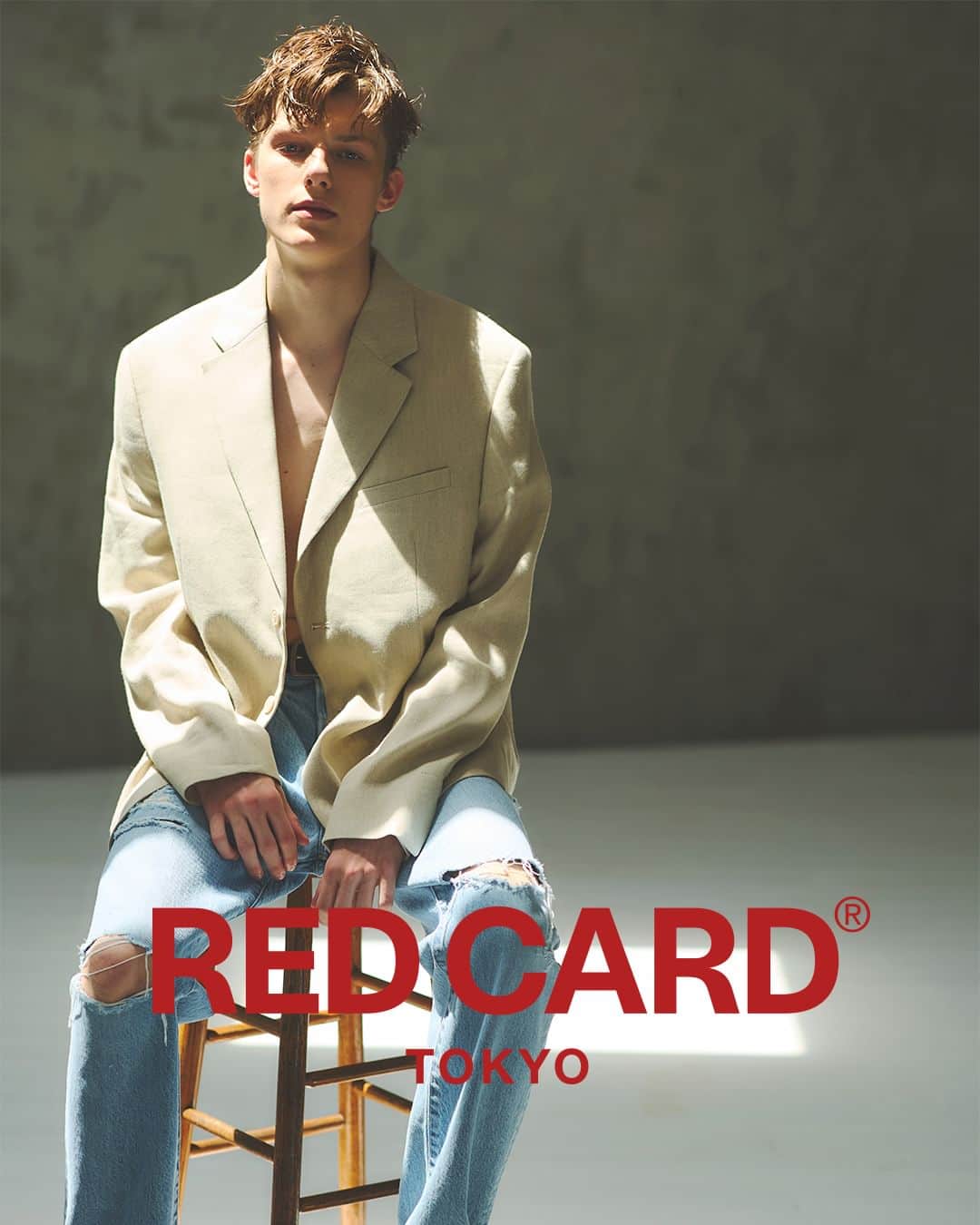 RED CARD TOKYOのインスタグラム：「RED CARD TOKYO 2023 Fall/Winter ”Extensions”  Key word ”Playful” ”Alteration"  Denim : Vintage Straight  #redcardtokyo #23fallwinter #newseason #redcard #redcarddenim #23fw #jeans #denim #japandenim  #レッドカードトーキョー #レッドカード #レッドカードデニム #デニム  #デニムコーデ #デニムラバー」