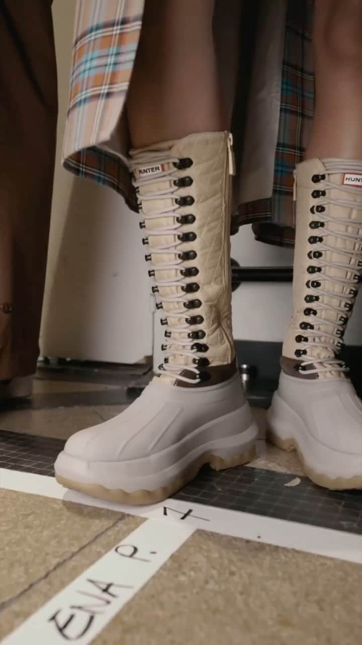 ケンゾーのインスタグラム：「The KENZO x @hunterboots capsule collection features high and mid-top shapes inspired by 1960s duck-hunting boots, available in a rich mix of rubber, felt, suede and leather.   Discover the collaboration now on KENZO.COM」