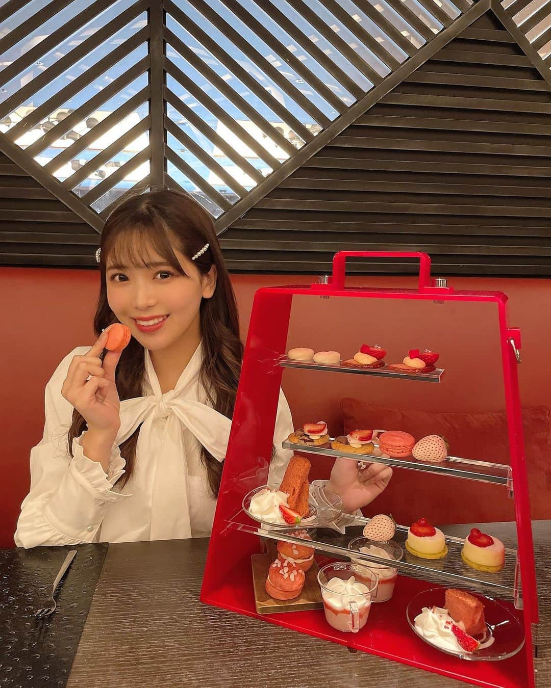 安田桃寧さんのインスタグラム写真 - (安田桃寧Instagram)「ヌン活🫖🍓ꕀ️꙳  #frenchgirly #girly #フレンチガーリー #pink #ピンク加工 #girlyfashion #girl #ガーリー #アフタヌーンティー #アフタヌーンティー部 #アフタヌーンティー大阪 #osaka」10月28日 18時07分 - peachpeach_o6o8