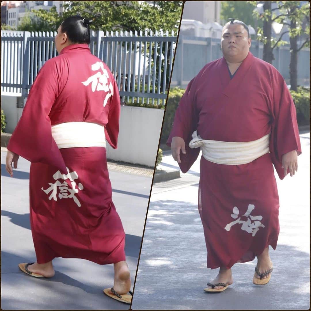日本相撲協会さんのインスタグラム写真 - (日本相撲協会Instagram)「大相撲九月場所　着物紹介　場所入り　その6  着物で颯爽と歩く姿。 各々のこだわりが詰まった着物。 見ているとたくさんの発見があります。  背中の模様も合わせて、総勢64名分をお届け。 巡業でもたくさんの着物が見られる機会があります。 ぜひチェックしてみてください！  @sumokyokai #sumo #相撲 #和服 #着物 #japan  #熱海富士 #霧島 #大栄翔 #北青鵬 #御嶽海 #北勝富士 #阿炎 #輝 #若元春」10月28日 15時00分 - sumokyokai