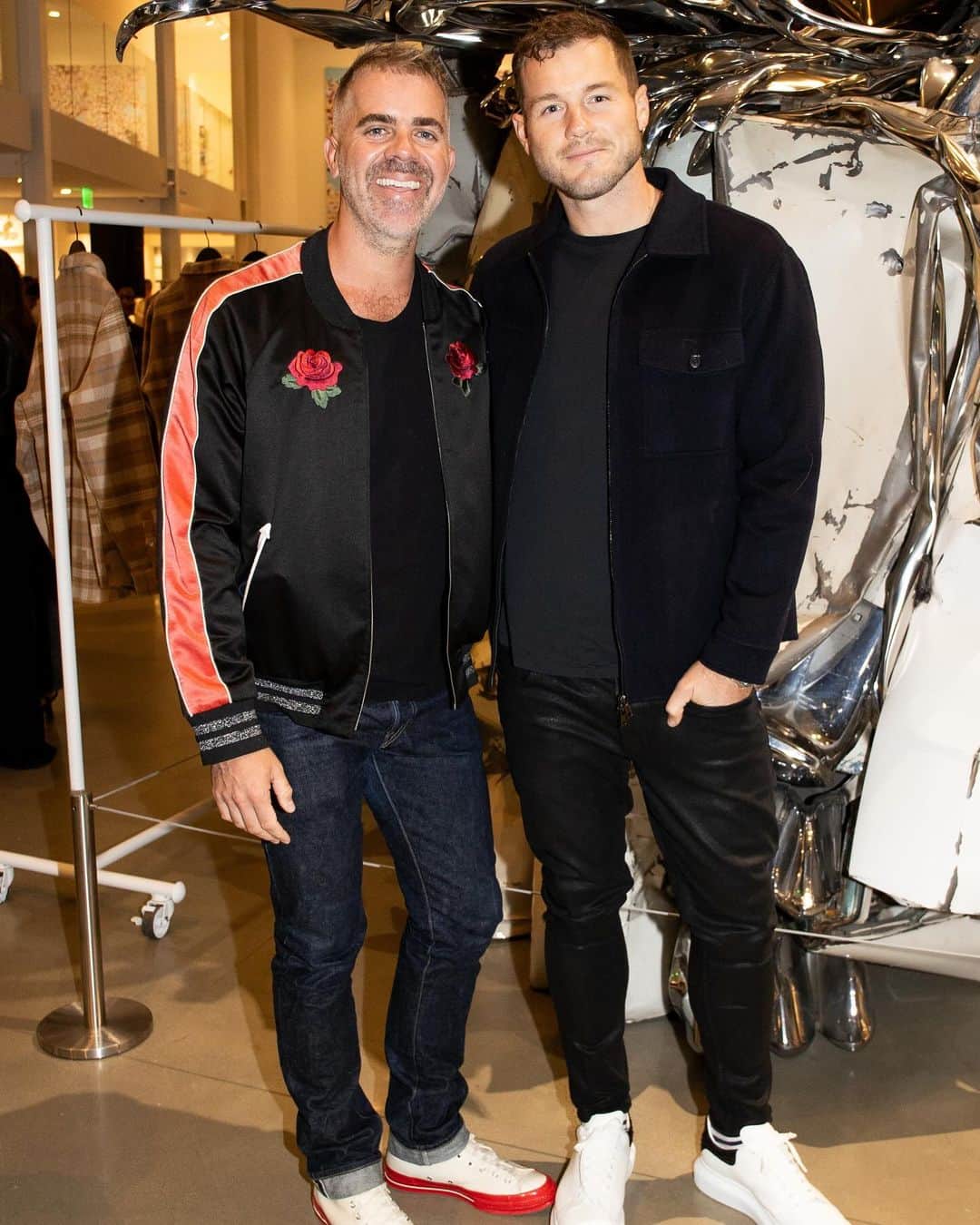 Just Jaredさんのインスタグラム写真 - (Just JaredInstagram)「Olivia Wilde supported a launch from her “Babylon” co-star Brad Pitt’s cashmere line God’s True Cashmere this week. The brand launched a collab with Nick Fouquet and the event was also attended by Michelle Monaghan, Malin Akerman, Colton Underwood and husband Jordan C. Brown, and more. See lots more pics on JustJared.com! #OliviaWilde #GodsTrueCashmere Photos: BFA」10月28日 9時34分 - justjared