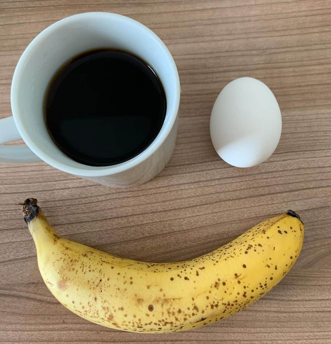 黒沢薫さんのインスタグラム写真 - (黒沢薫Instagram)「おはよう豊橋。 #morning #breakfast #coffee #egg #banana #instafood #モーニングsmile #ヒアナウ #lovelife」10月28日 10時15分 - kaorukurosawa_lovelife
