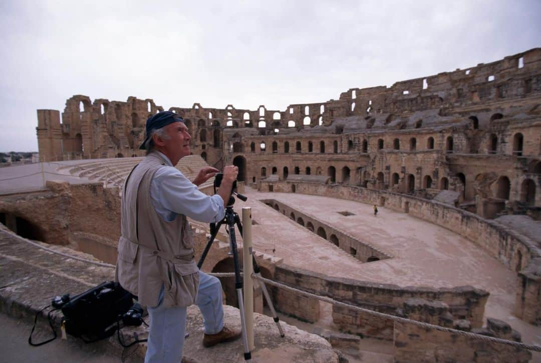 thephotosocietyさんのインスタグラム写真 - (thephotosocietyInstagram)「The Photo Society Remembers James Lee Stanfield   A veteran National Geographic photographer James “Jim” Stanfield, 86, passed away on Friday, October 13, following a yearlong battle with lung cancer and kidney disease. Born in Milwaukee, Wisconsin, on September 21, 1937, he was the son of the late Harold W. Stanfield and Amanda Hoffmann Stanfield.  Born into a family of newspaper photographers in Wisconsin, Jim acquired the photography bug naturally, becoming one of the most celebrated and honored of National Geographic’s legendary photographic staff. Having covered epic stories in more than 120 countries, he was the first Geographic photographer to have a retrospective book on his career, Eye of the Beholder. The Geographic also published Inside the Vatican, a groundbreaking book about the Vatican and Pope John Paul ll, which was the Geographic’s biggest selling book of all time.  Jim graduated from Custer High School in Milwaukee and then studied journalism at the University of Wisconsin and art at the Layton School of Art and Design. After a stint in the Army during the Berlin Crisis and five productive and award-winning years at the Milwaukee Journal, he joined the Geographic photography staff in 1967.  Having covered everything from rats around the world to Pope John Paul II, Genghis Khan, Windsor Castle, chocolate, and both the Greek and Roman empires and more, Jim was named Photographer of the Year by the White House News Photographers Association four times and Magazine Photographer of the Year by the National Press Photographers Association (NPPA) in 1985. In July 1999, the NPPA honored him with the prestigious Joseph A. Sprague Memorial Award for Lifetime Achievement. And in 2018, he was given the inaugural Lifetime Achievement Award from The Photo Society.  Jim is survived by his devoted partner of 24 years, Deborah Ryerson of Carlisle, PA; his sister-in-law, Betty Stanfield of West Bend, WI; and many nieces, nephews and cousins. He was predeceased by his beloved brothers, Harold W. Stanfield and Robert J. Stanfield.  Jim’s memory lives on through the images he created. Tap the link in our bio to view more of this iconic body of work.」10月28日 10時15分 - thephotosociety