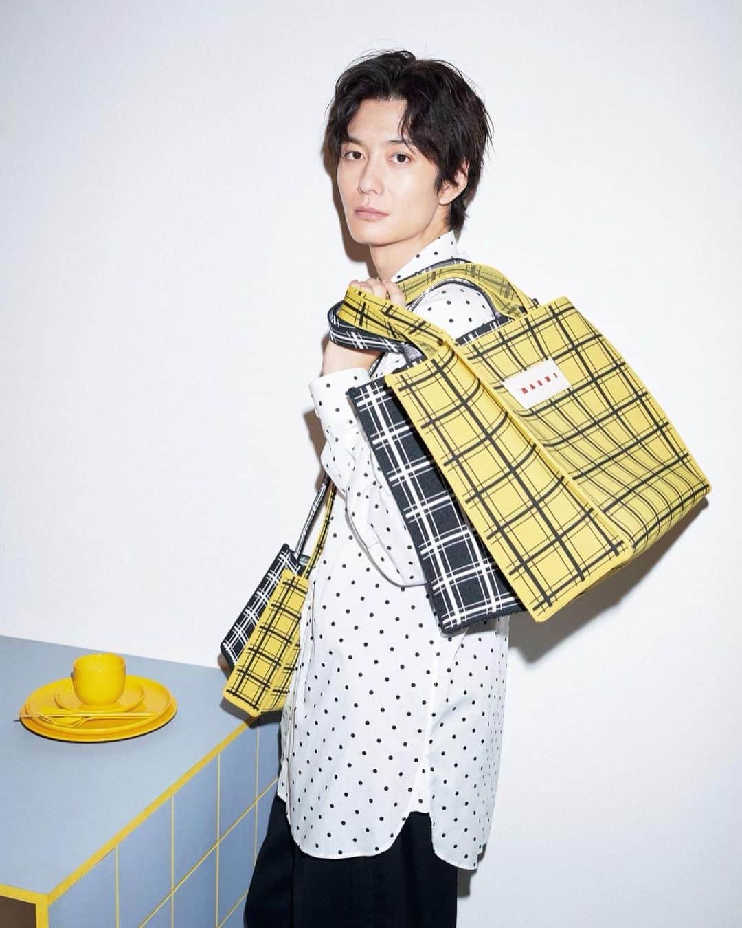岡田将生のインスタグラム：「マルニ。マルニ。マルニ。  #uomo」