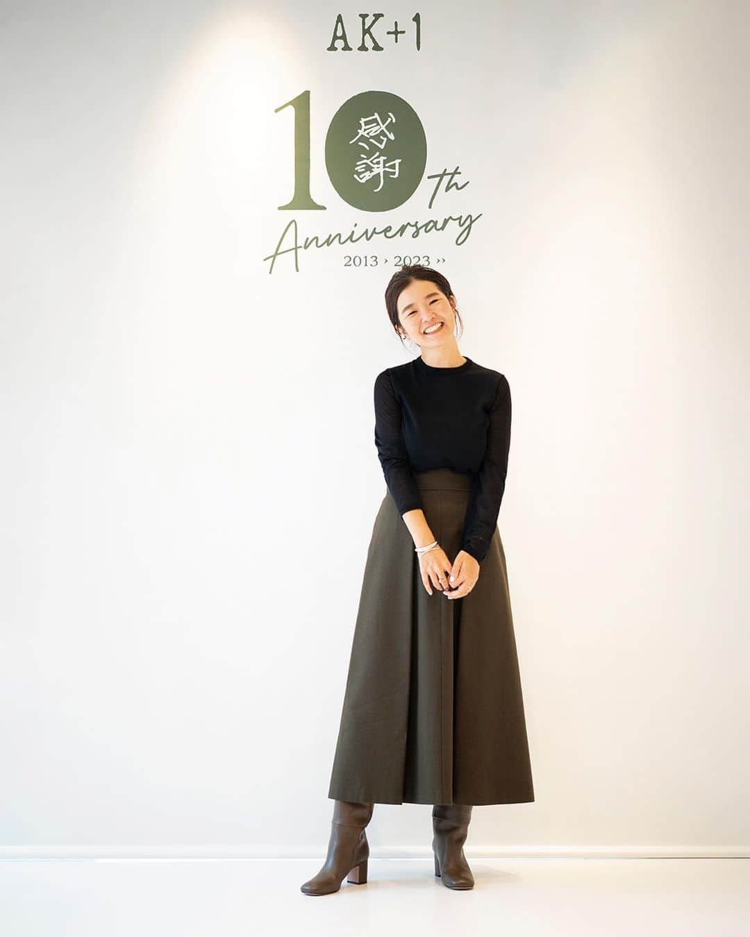 ビームスさんのインスタグラム写真 - (ビームスInstagram)「… 〈AK+1〉10th Anniversary Special Talk Event at BEAMS HOUSE KOBE  @ak1_beams  〈AK+1（エーケーワン）〉10周年を記念し開催された、「ビームスハウス 神戸」でのスペシャルイベント。  ディレクターの亜希さんを招いて開催した本イベントは、亜希さんの〈AK+1〉に対する想いや母としての日々など、普段は聞けないような話が飛び出す、リアルイベントならではの楽しいひとときとなりました。  第1回目に続き今回も、イベントにご参加いただいた方、また参加が叶わなかった方のために、当日の様子をダイジェストでお届けします。  ダイジェストはこちら https://www.beams.co.jp/special/10th_ak1/autumn_report/ 🔗→@beams_official ストーリーズハイライト”Features”より  @shokatsu0414 #ak1_beams #ak1_23fw #beams #demiluxebeams #エーケーワン #ビームス」10月29日 21時00分 - beams_official