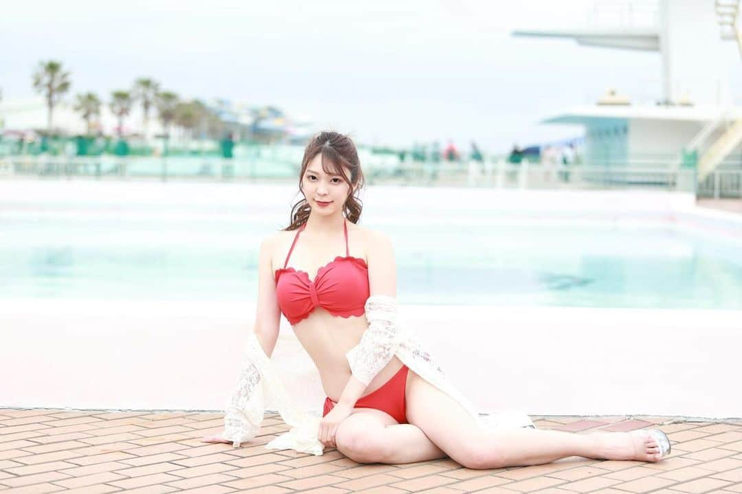 原満莉菜のインスタグラム：「🌊⛱️」