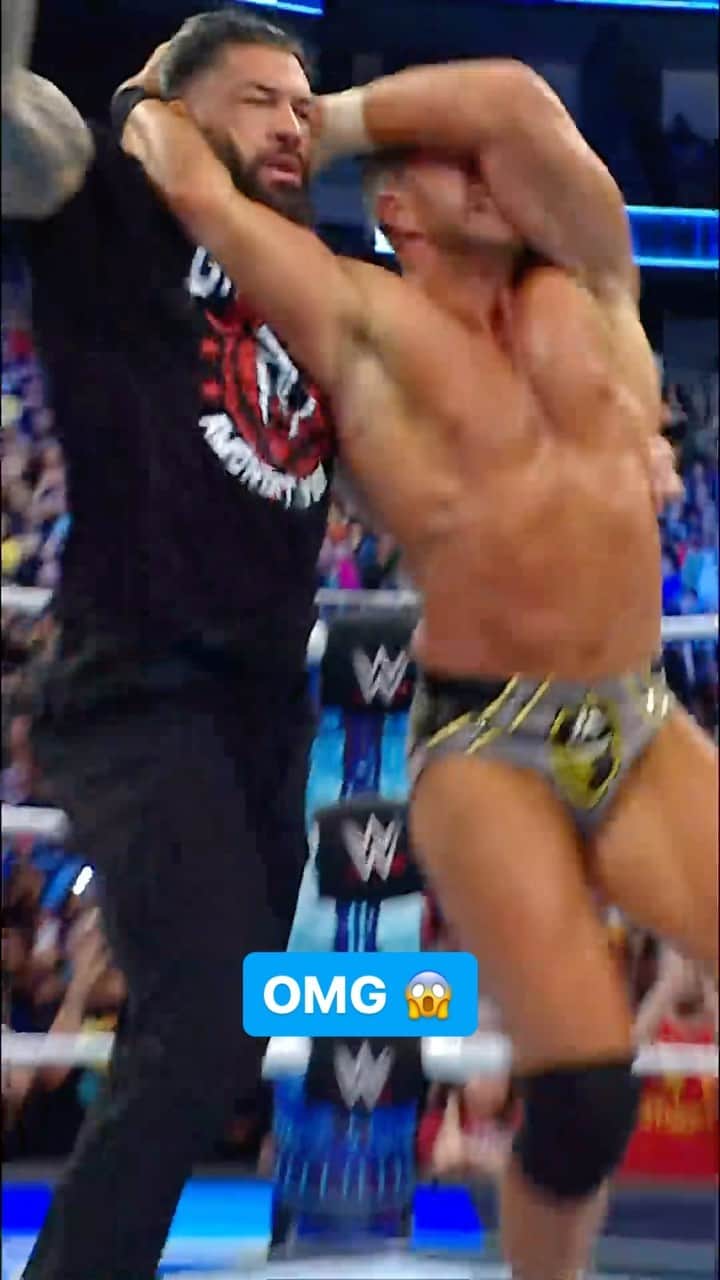 WWEのインスタグラム：「@reallaknight isn’t playing around, will he be the man that finally defeats @romanreigns and leaves #WWECrownJewel as Undisputed WWE Universal Champion? 👀🔥 #SmackDown」