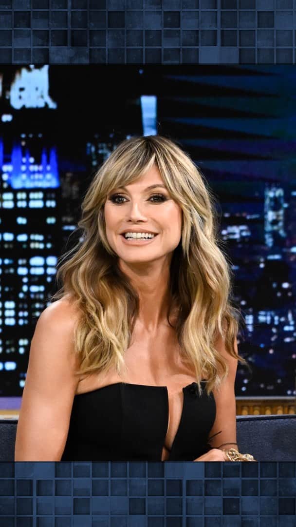 ハイディ・クルムのインスタグラム：「@heidiklum fell on the set of @agt: Fantasy League, but she took it like a champ! #FallonTonight」
