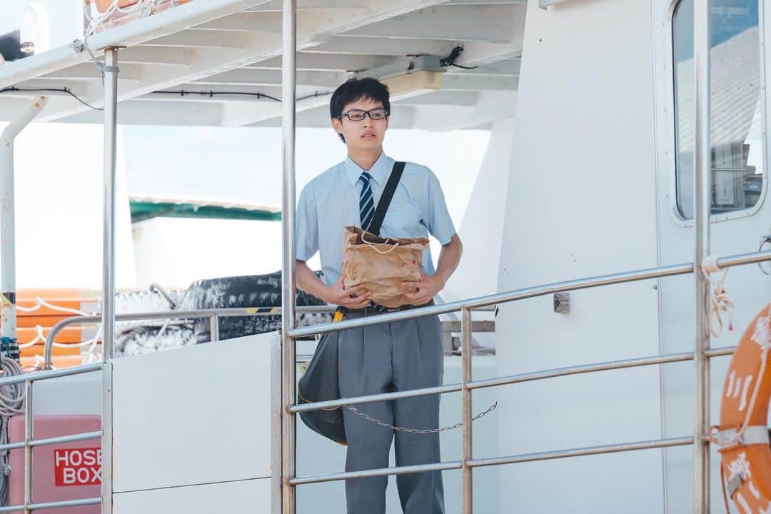 下剋上球児のインスタグラム：「⛴  【お知らせ📢】  #下剋上球児 本日10月28日 15:00〜　第2話再放送✨✨  まだみていない方はもちろん、 すでにご視聴いただいた皆さまも！！！ 第3話放送前に第2話を復習しましょう😆  ぜひチェックお願いします✅✨  #tbs #日曜劇場 #下剋上球児 #第2話再放送 #高校野球 #第3話明日よる9時放送✨  撮影: ENO(@eeeeeeeno ) Len(@len.______ )」
