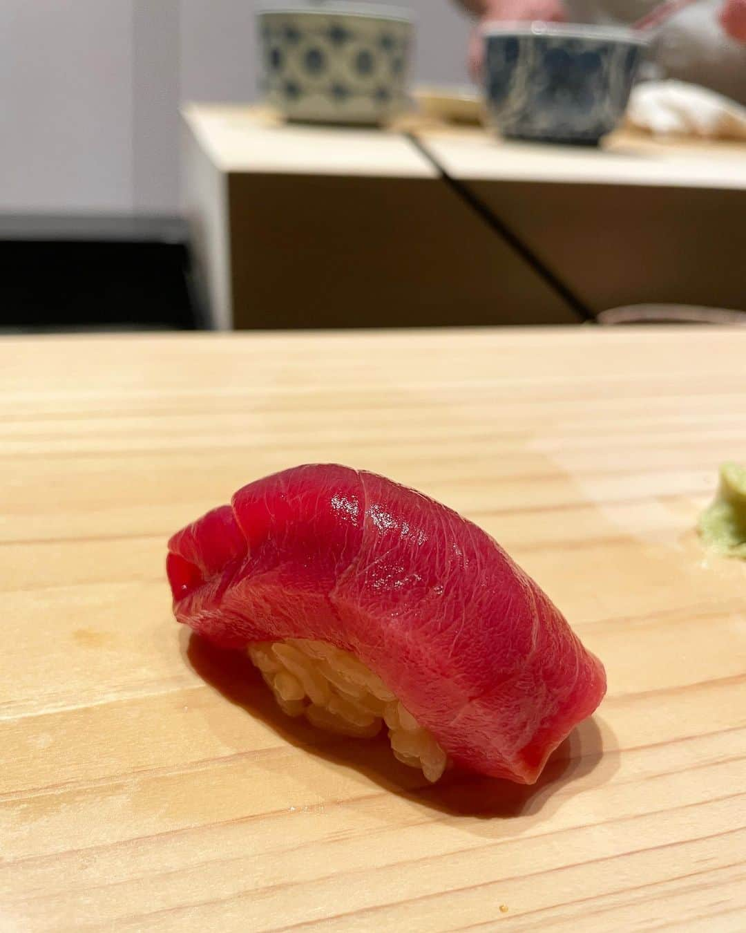 坂井雪乃さんのインスタグラム写真 - (坂井雪乃Instagram)「SUSHI HŌSEKI🍣💎✨✨  お気に入りのお鮨やさんに来たよ😋🍣  美味しいのはもちろんお店の雰囲気も素晴らしくて居心地最高❤️ 大将とも楽しくお話させていただき大満足の至福のディナーとなりました🥰🙏✨✨  #鮨 #寿司 #すし #sushi #foodstagram #japanesefood」10月28日 12時09分 - yukino_sakai