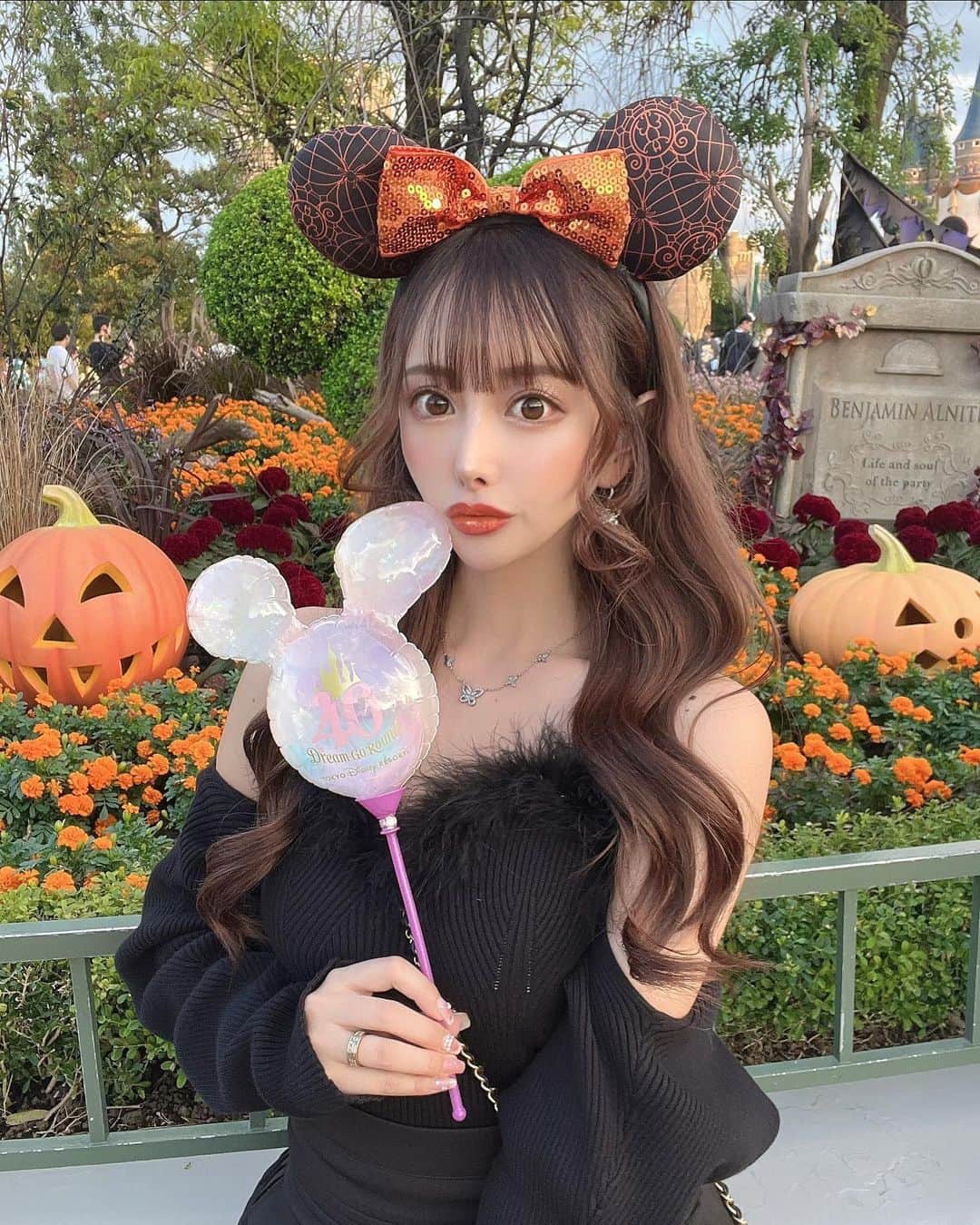 のインスタグラム：「. . HALLOWEEN DISNEY🐭🎃🤍 . .」