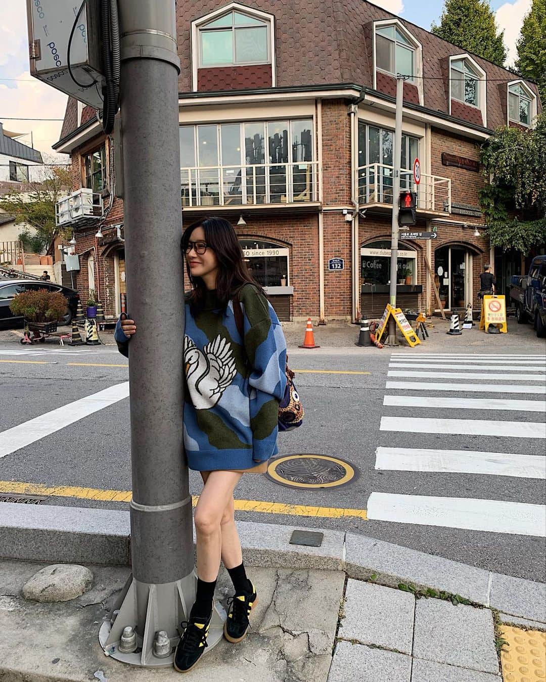 nanaのインスタグラム：「수건이 bro 매 시즌 Clothes 보내준다고 해서 Ok했어요 백조라니!!! I am 신뢰에요~」