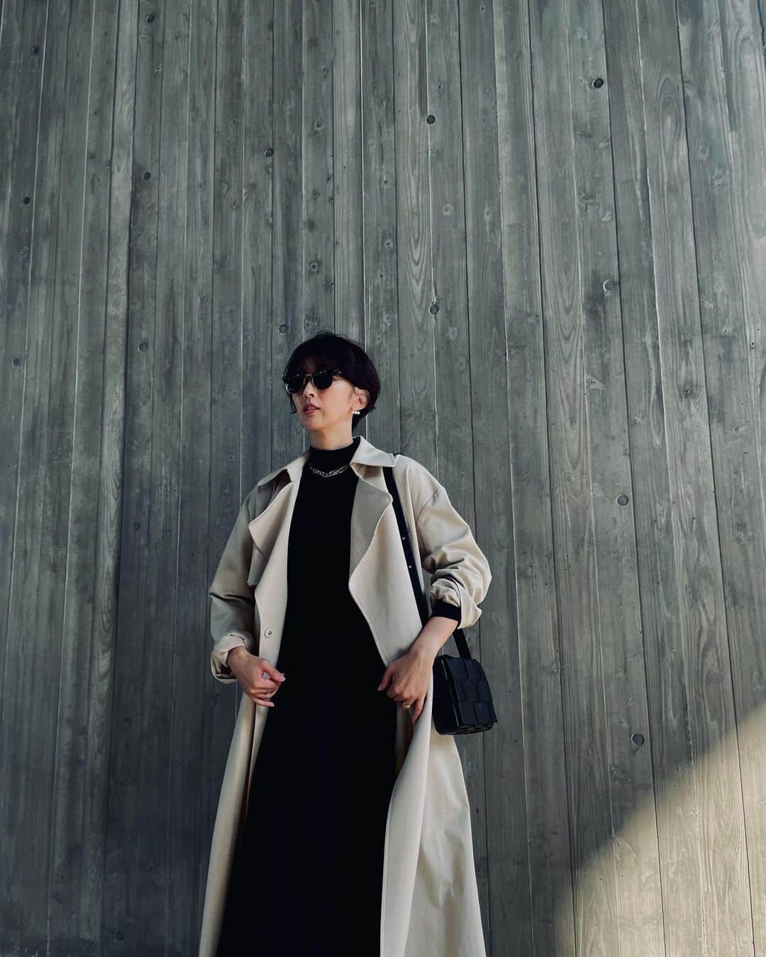 石井のり子さんのインスタグラム写真 - (石井のり子Instagram)「** Autumn 🍂   #autumn #trenchcoat #black #fashion」10月28日 14時38分 - noriko_nnnnn