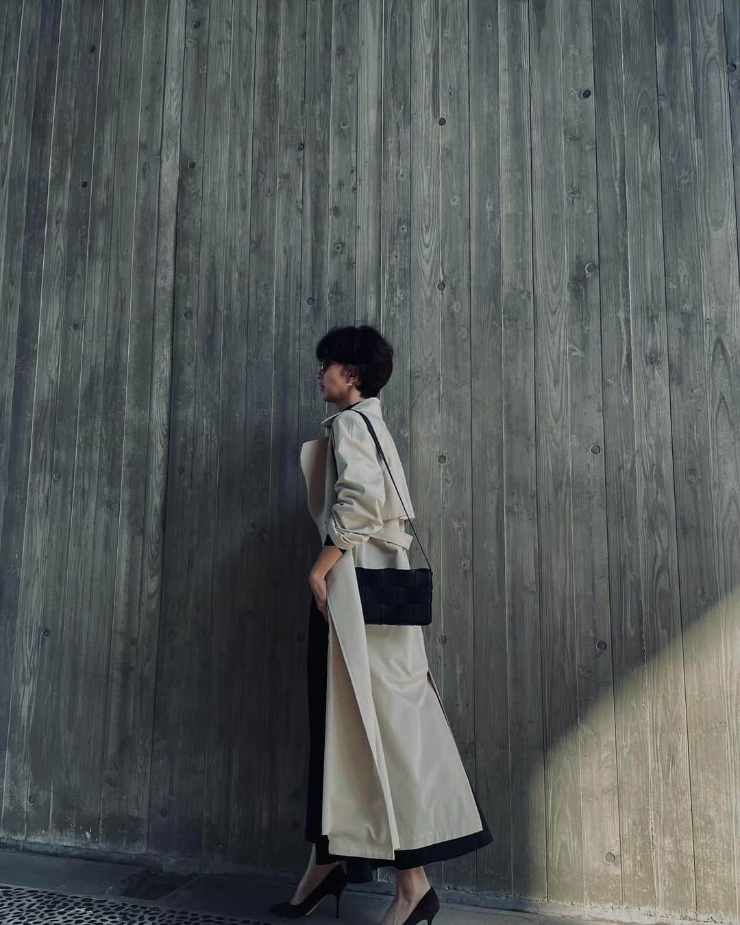 石井のり子さんのインスタグラム写真 - (石井のり子Instagram)「** Autumn 🍂   #autumn #trenchcoat #black #fashion」10月28日 14時38分 - noriko_nnnnn