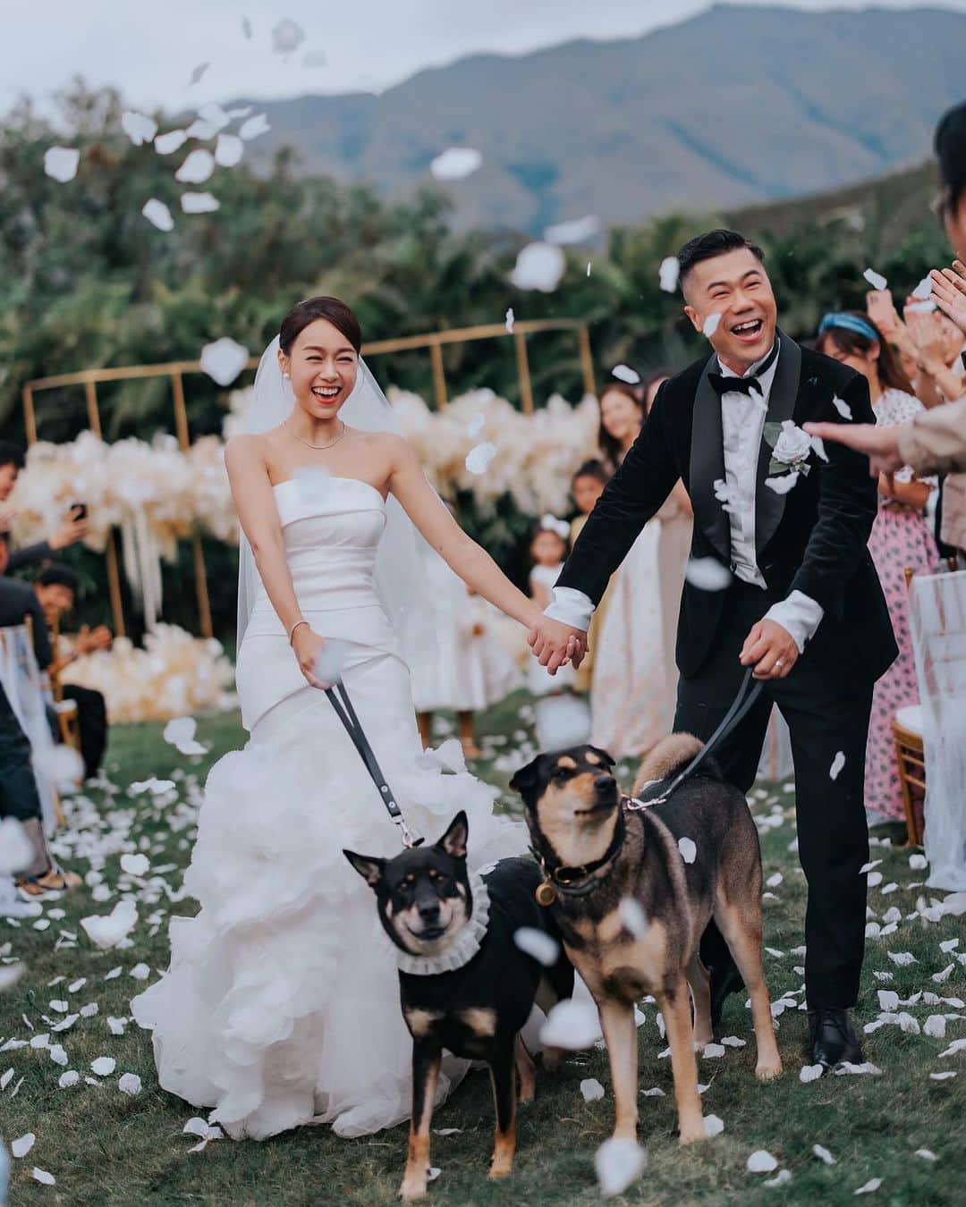 ジャクリーン・ウォンのインスタグラム：「Just Married.」