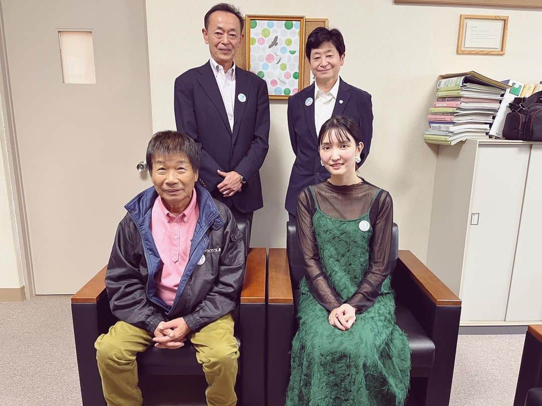 南壽あさ子のインスタグラム：「昨日27日午後、 山形の県立長井高等学校にお邪魔しました🏫 被爆ピアノ平和コンサートで たくさん演奏させていただきました🕊️  まっすぐ一生懸命聴いてくれた一年生のみなさん ありがとうございました😊  STAFF」
