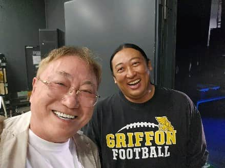 高須克弥のインスタグラム：「オールナイトニッポン歌謡祭もうすぐ開幕。横浜アリーナなう。」