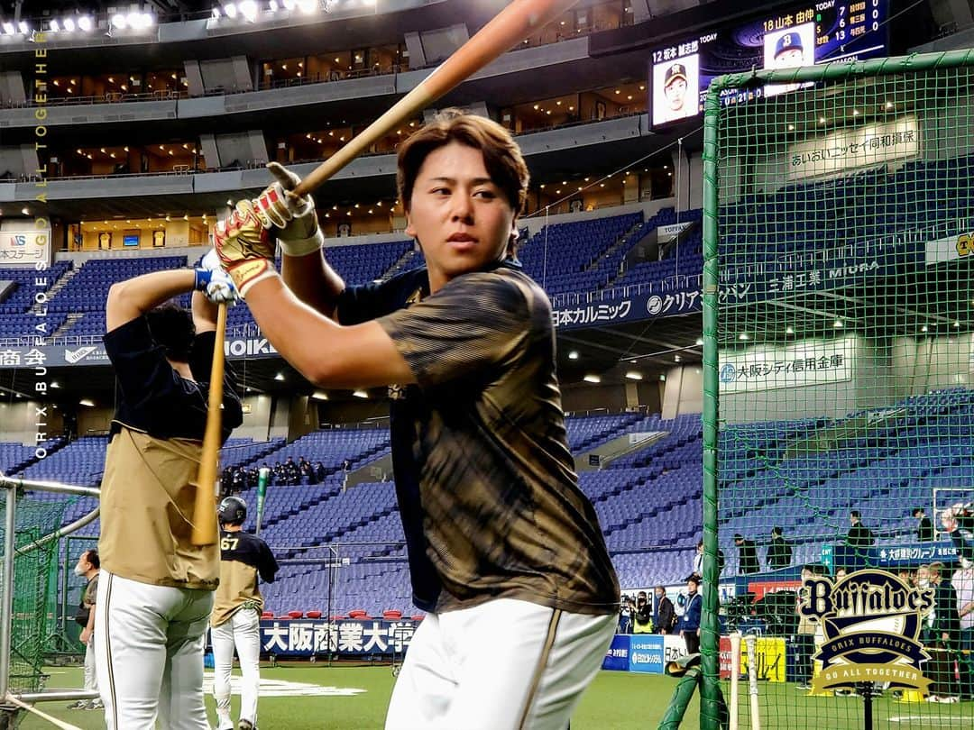 オリックス・バファローズさんのインスタグラム写真 - (オリックス・バファローズInstagram)「#SMBC日本シリーズ2023 #石川亮 #ほすっ！ #梵英心 コーチ #野口智哉 #池田陵真 #紅林弘太郎 #福田周平 #全員で勝つ！！ #関西ダービー #阪神なんば線シリーズ #京セラドーム大阪 #Bs2023 #buffaloes #baseball #ORIX #プロ野球」10月28日 15時57分 - orix_buffaloes