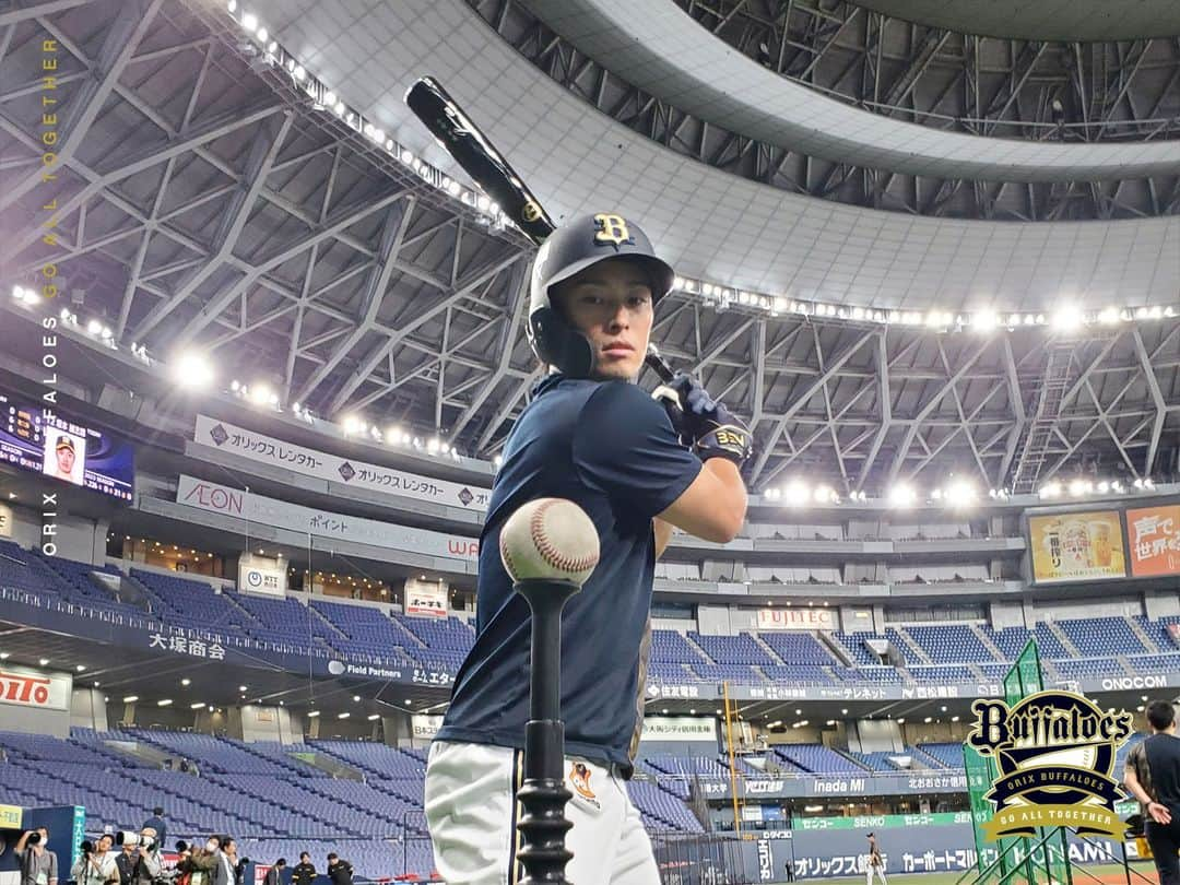 オリックス・バファローズさんのインスタグラム写真 - (オリックス・バファローズInstagram)「#SMBC日本シリーズ2023 #石川亮 #ほすっ！ #梵英心 コーチ #野口智哉 #池田陵真 #紅林弘太郎 #福田周平 #全員で勝つ！！ #関西ダービー #阪神なんば線シリーズ #京セラドーム大阪 #Bs2023 #buffaloes #baseball #ORIX #プロ野球」10月28日 15時57分 - orix_buffaloes