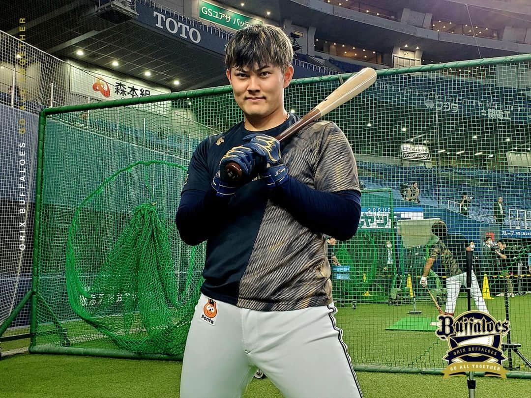 オリックス・バファローズさんのインスタグラム写真 - (オリックス・バファローズInstagram)「#SMBC日本シリーズ2023 #石川亮 #ほすっ！ #梵英心 コーチ #野口智哉 #池田陵真 #紅林弘太郎 #福田周平 #全員で勝つ！！ #関西ダービー #阪神なんば線シリーズ #京セラドーム大阪 #Bs2023 #buffaloes #baseball #ORIX #プロ野球」10月28日 15時57分 - orix_buffaloes