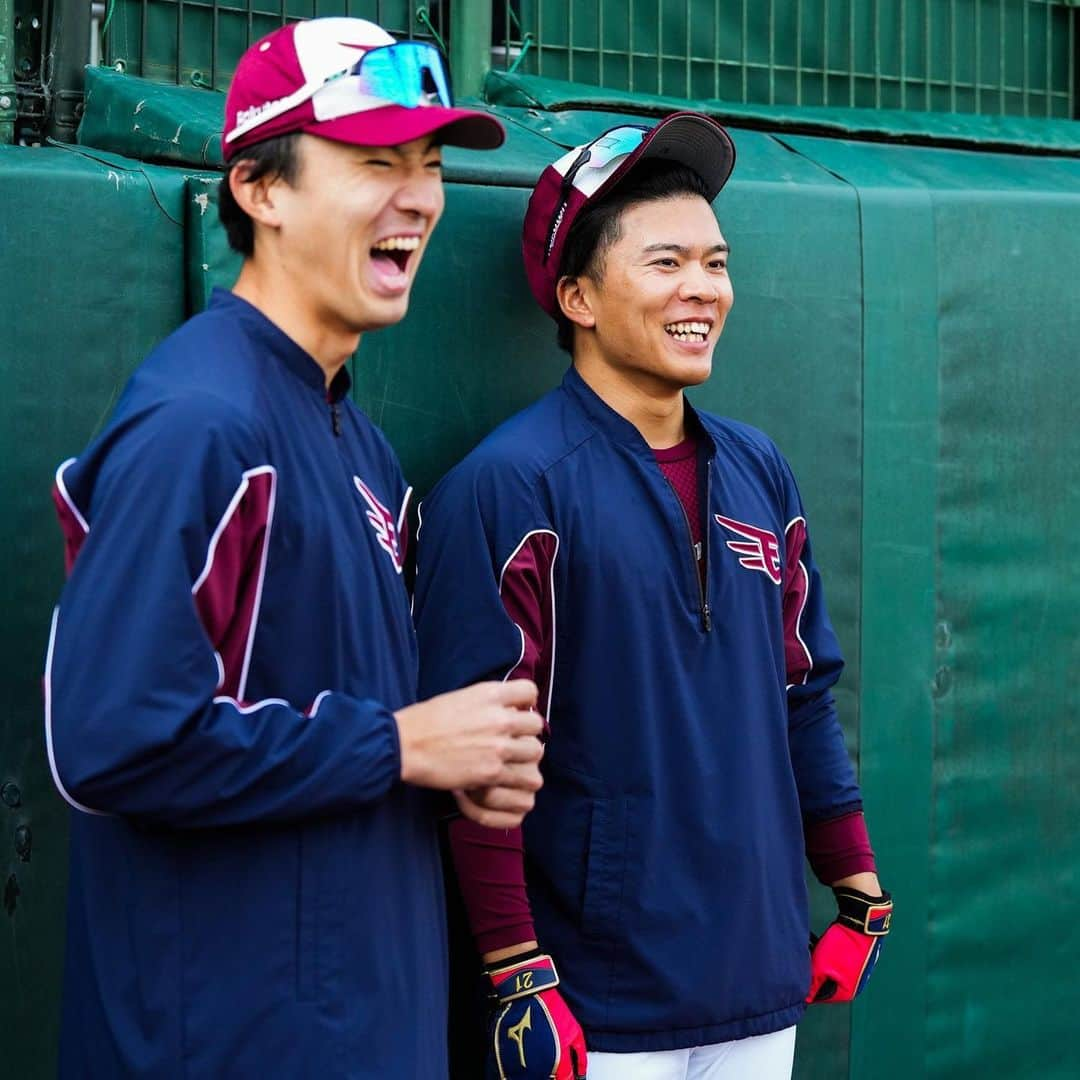 東北楽天ゴールデンイーグルスのインスタグラム：「⚾️  秋季練習も最終クールに🏟️ 今日と明日はイベント盛りだくさん‼️🎃  #RakutenEagles #早川隆久 #荘司康誠  #小深田大翔  #太田光 #渡邊佳明 #茂木栄五郎 #田中貴也 #伊藤裕季也  #田中和基 #内星龍」