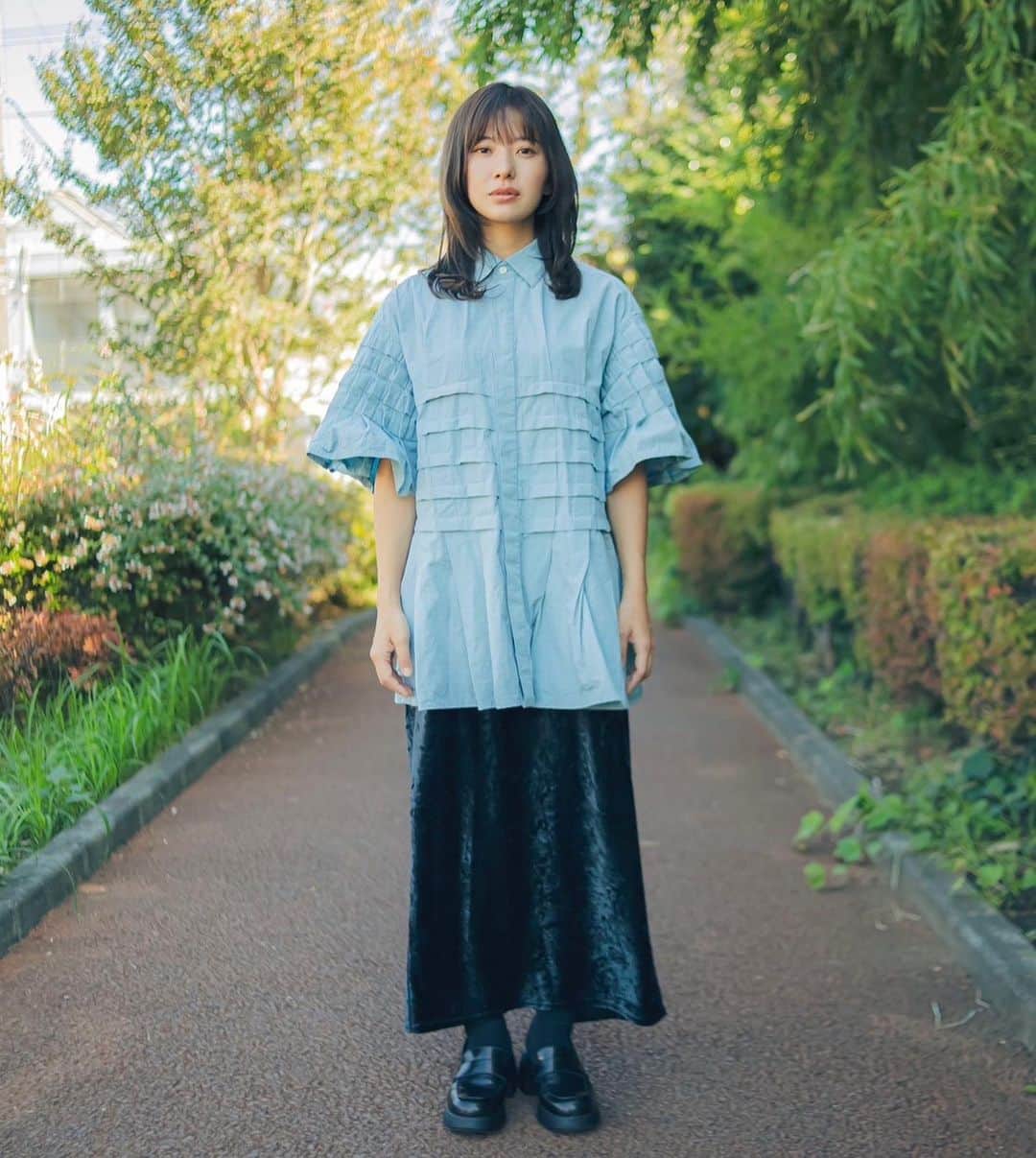 新井郁さんのインスタグラム写真 - (新井郁Instagram)「#newheadshots  新しい宣材写真はこれになりました🦢✴︎ photo by @fukudahitomi610  hair&makeup by @jasakane」10月28日 16時27分 - araiiku_official