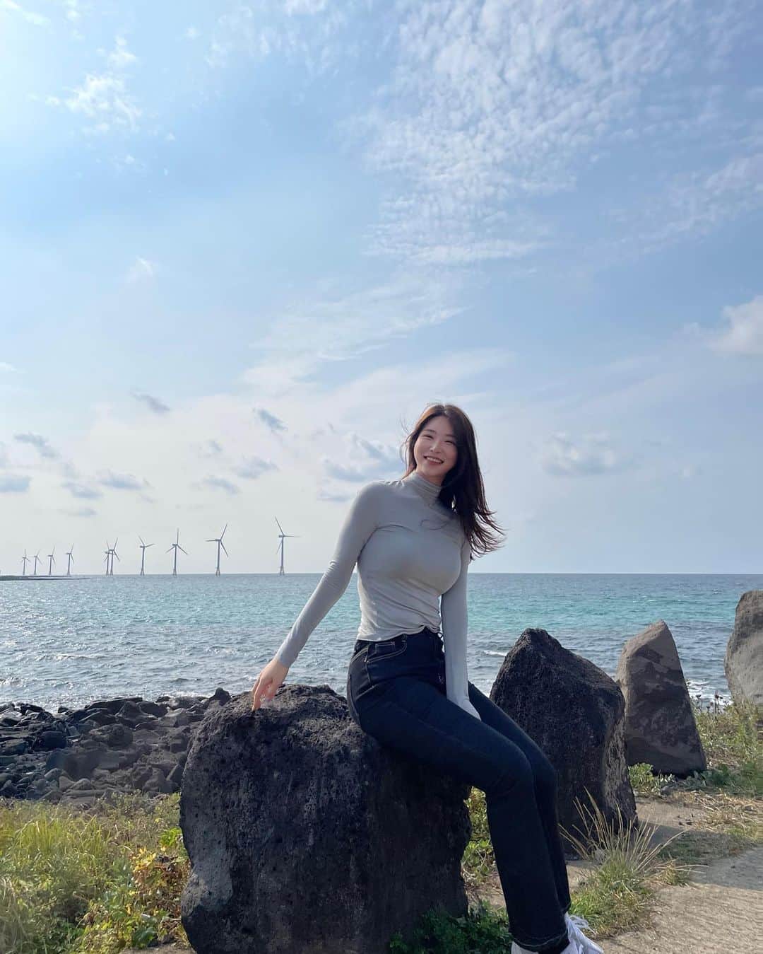 李到華のインスタグラム：「날씨 좋다..🫶 다들 주말에 머해용??」