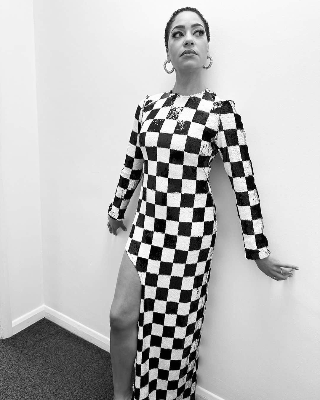 クーシュ・ジャンボのインスタグラム：「@dragraceukbbc  @marques_almeida  @aimeecroysdill」