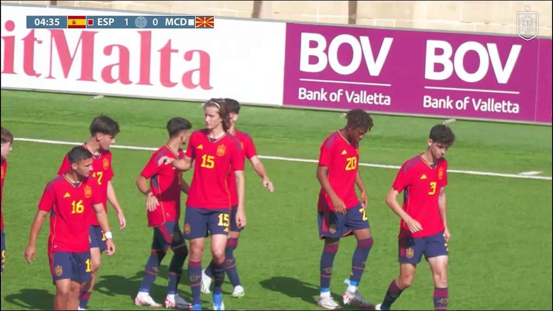 サッカー スペイン代表チームのインスタグラム：「📹 RESUMEN | Revive los goles de la @SEFutbol sub-17   🇪🇸 5-0 🇲🇰 🏆 Minitorneo de clasificación para el Campeonato de Europa」