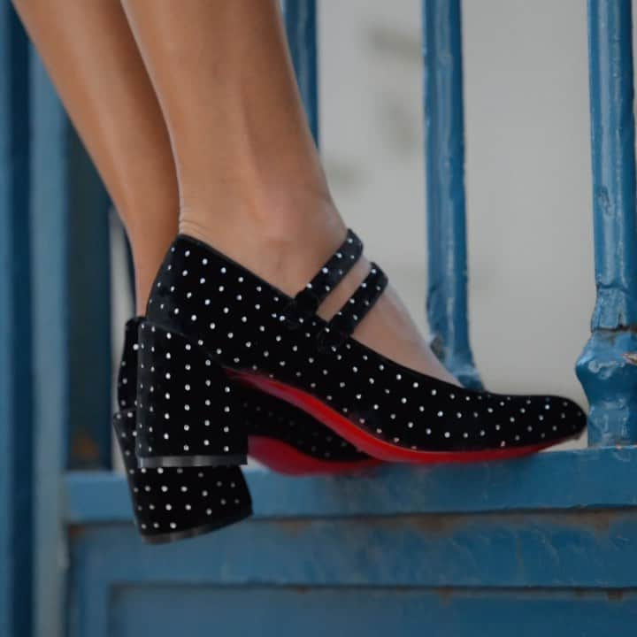 クリスチャンルブタンのインスタグラム：「For those who love to shine, look no further than the crystal-studded velvet version of the Greggy Chick and the Miss Jane pump, available exclusively online. ⁣ ⁣ Video by @mathiaszivanovic⁣ #ChristianLouboutin」