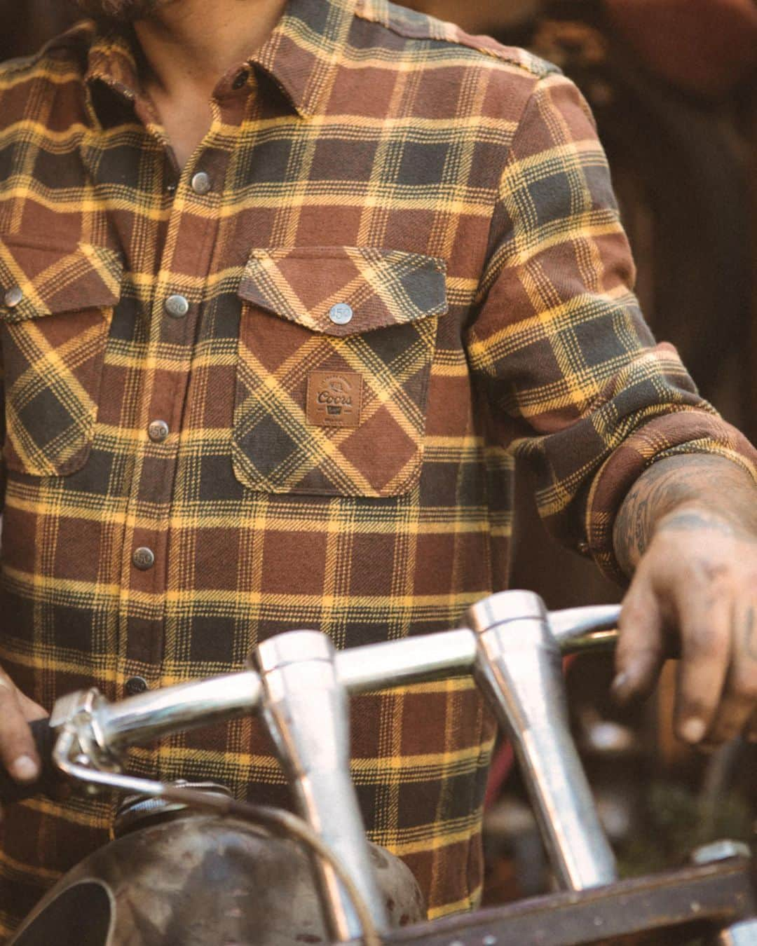 ブリクストンのインスタグラム：「Brixton x Coors 150th Western Heavyweight Bowery Flannel.」