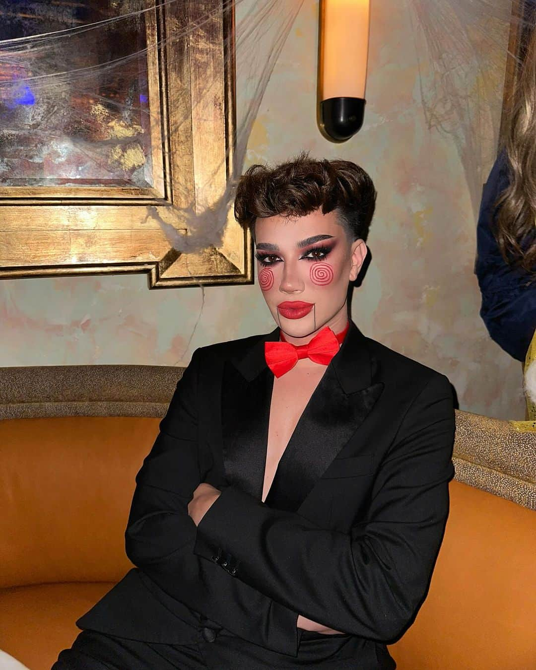 ジェームス・チャールズさんのインスタグラム写真 - (ジェームス・チャールズInstagram)「Wanna play a game?」10月29日 3時26分 - jamescharles