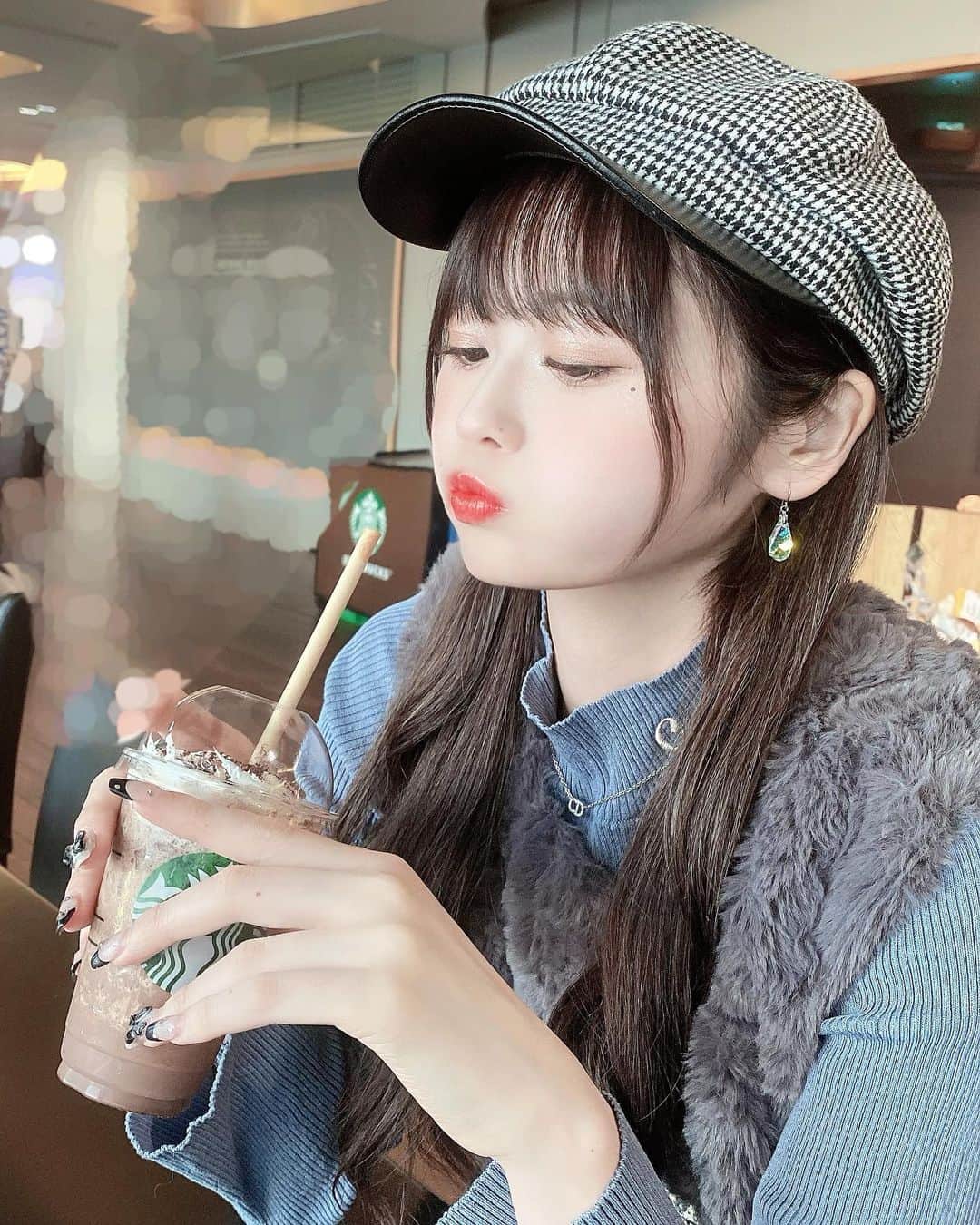 白瀬あかりさんのインスタグラム写真 - (白瀬あかりInstagram)「秋、冬服っていいよね🍁⛄️ 好きな季節がやってくる〜☃️❄️」10月28日 18時35分 - ______shirase_akari
