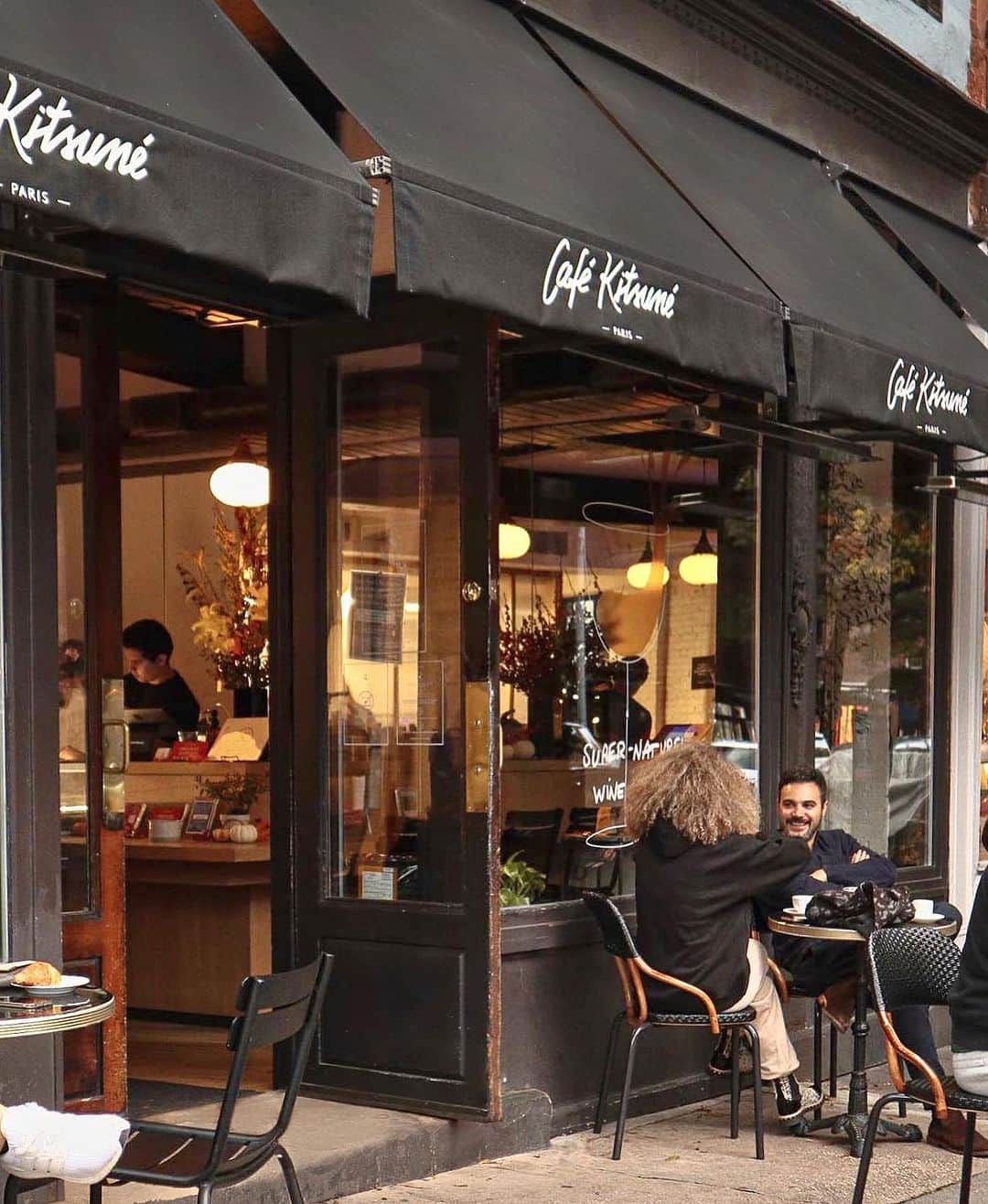 Café Kitsuné Parisのインスタグラム：「#CafeKitsuneWestVillage : where every sip is a taste of New York's charm ☕🗽 - 👉 Café Kitsuné New York⁠⁠ West Village Café-Bar⁠ ⁠550 Hudson Street, New York, NY 10014⁠⁠ Sunday-Thursday 8am-8pm Friday-Saturday 8am-9pm」