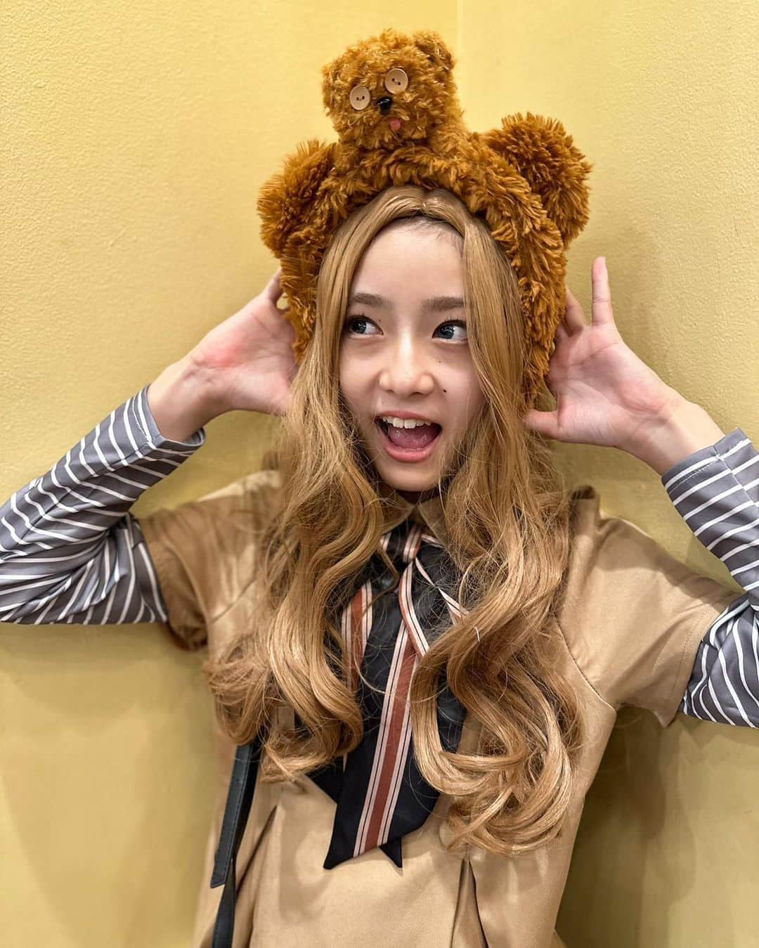 豊川亜咲さんのインスタグラム写真 - (豊川亜咲Instagram)「🐶🐻‍ . 冬のカチューシャが もこもこ可愛いーな🩷  #ユニバ#ハロウィンユニバ #ハロウィン#ハロウィンコスプレ  #ミーガン#m3gan #ミーガンコスプレ #スヌーピー#ティム #スヌーピーカチューシャ#ティムカチューシャ」10月28日 18時58分 - a_chan_1o3o