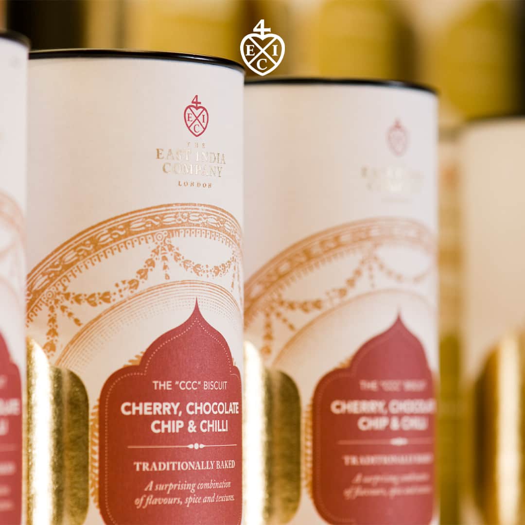 The East India Companyのインスタグラム：「Would you prefer a Trick or a decadent Treat this Halloween? 🎃  Unleash the hauntingly delectable flavours of the 17th Century! Sail back in time with our captivating blend of vibrant chili, rich milk chocolate chips, and a hint of cherry.   Dare to taste the past and make this your future favourite: https://lifestyle.theeastindiacompany.com/collections/chocolate   #PreHalloweenDelights #HalloweenCountdown #FallFlavours #TheEastIndiaCompany #SpookySweets #SeasonalTreats」